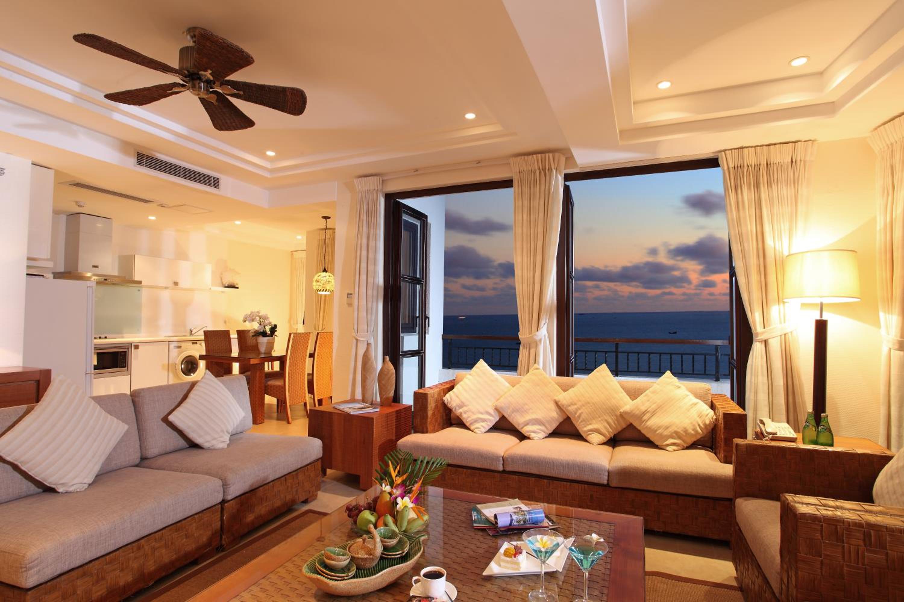 Aegean Suites Sanya Yalong Bay Resort