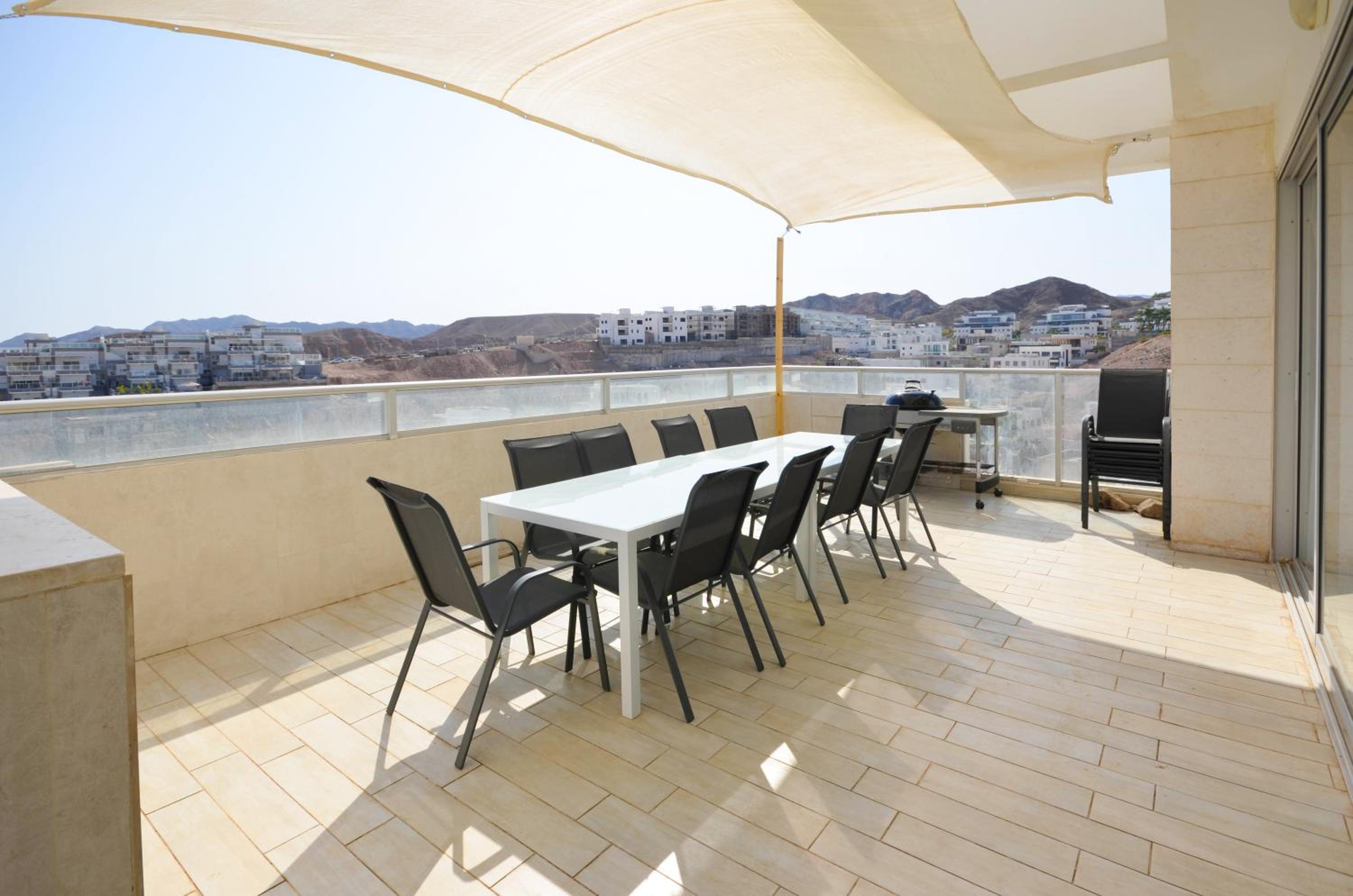 YalaRent Mountainside Penthouses with Private Pool