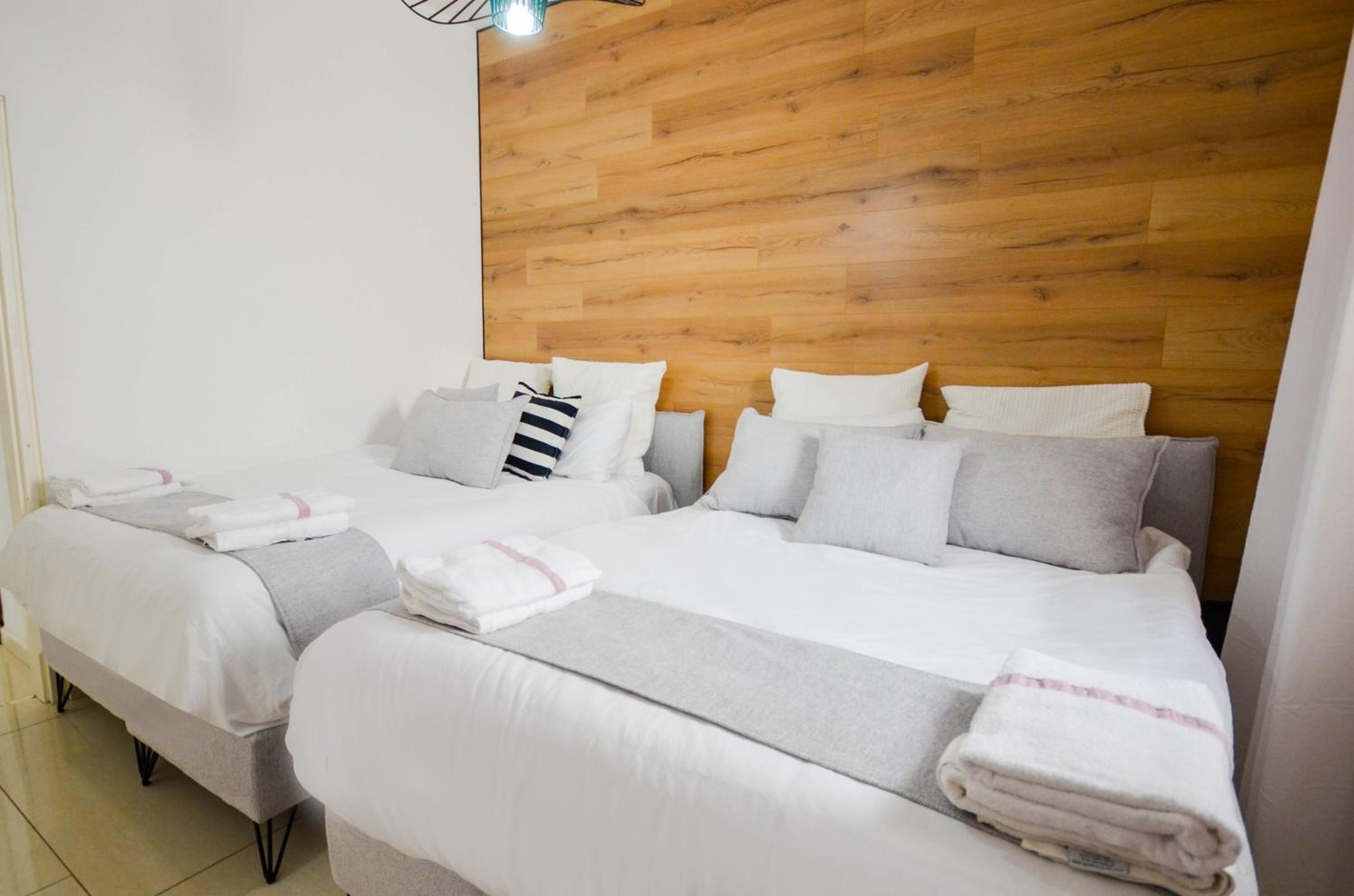 YalaRent Mountainside Penthouses with Private Pool