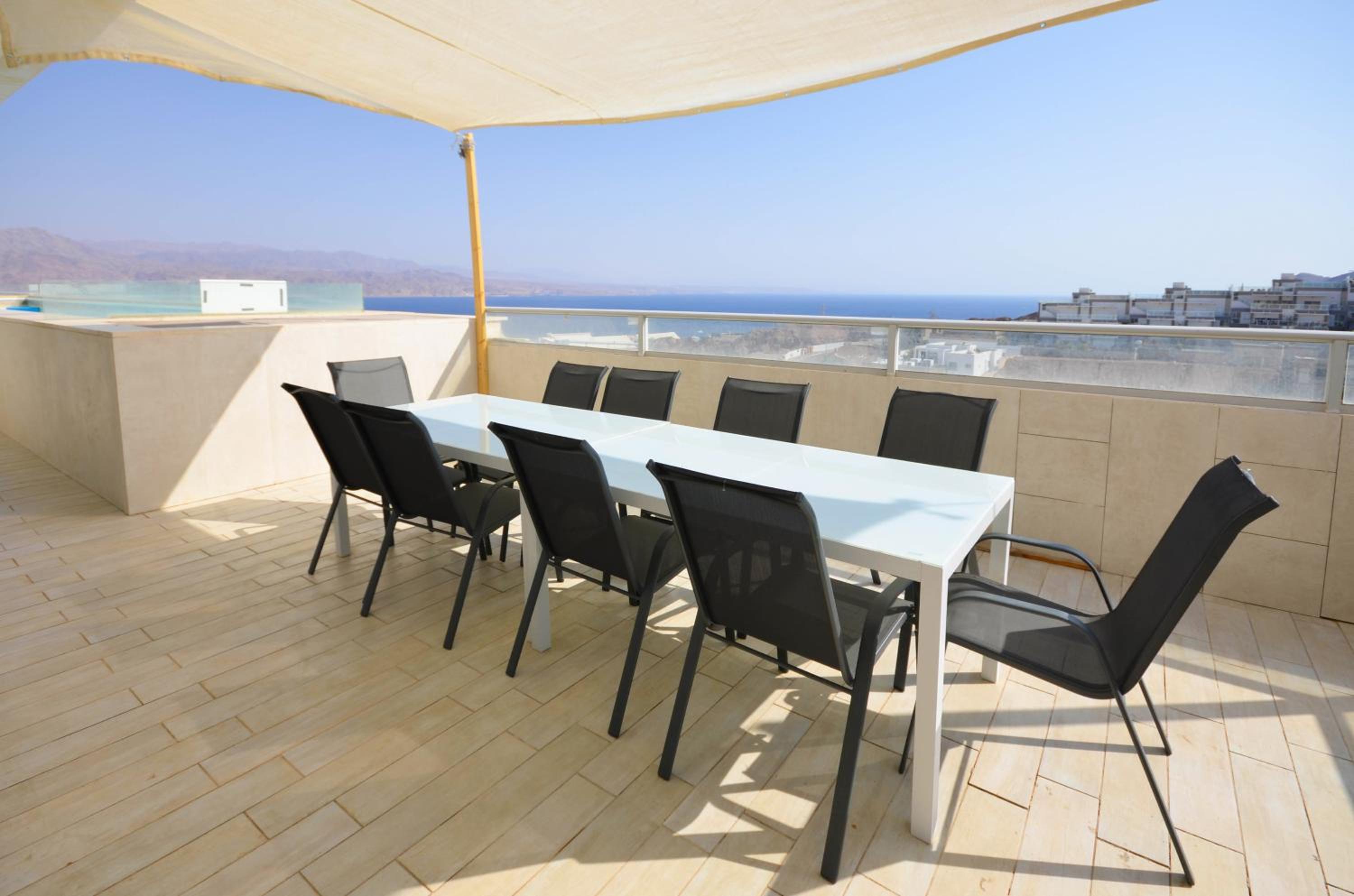YalaRent Mountainside Penthouses with Private Pool