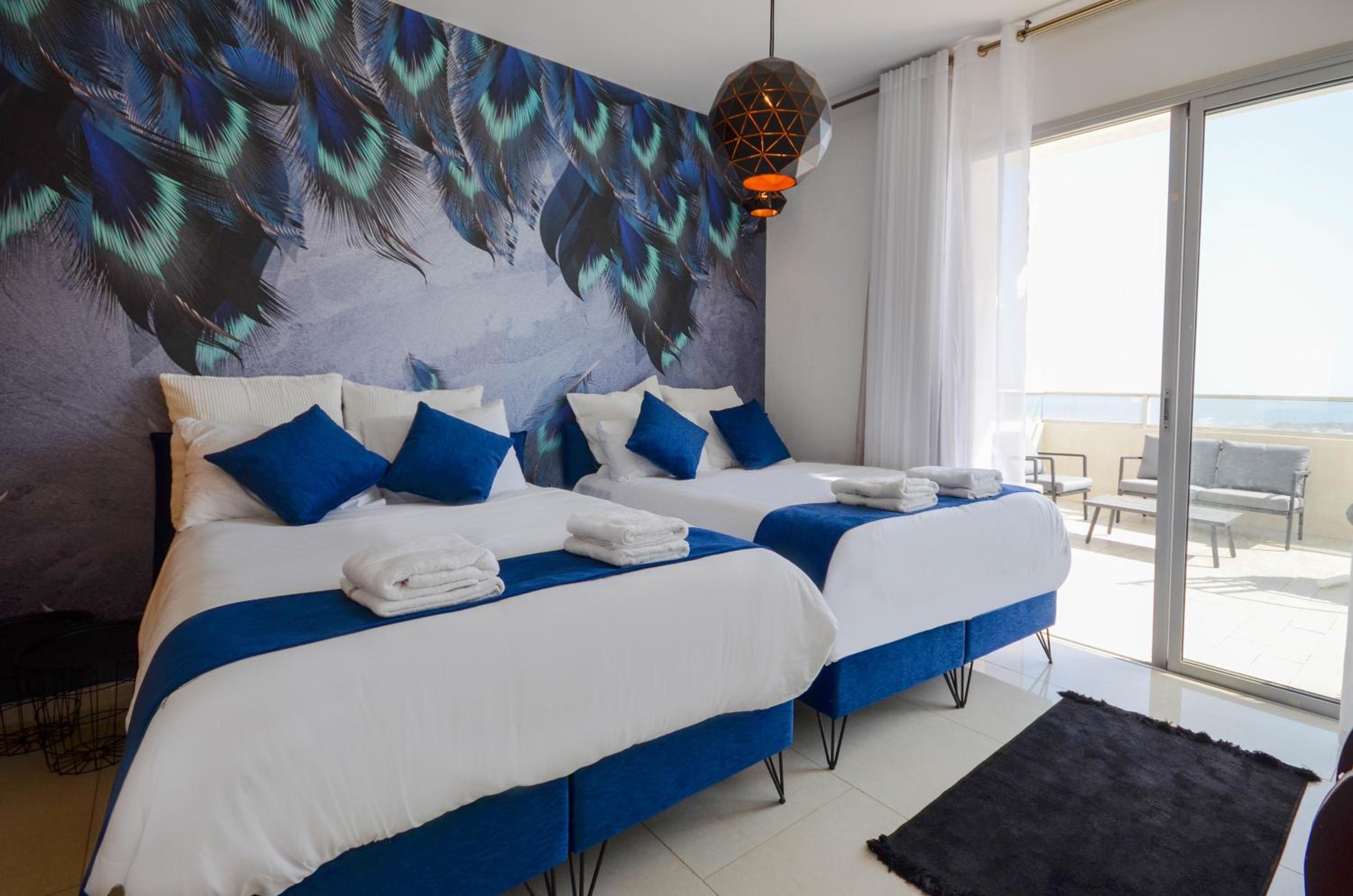 YalaRent Mountainside Penthouses with Private Pool