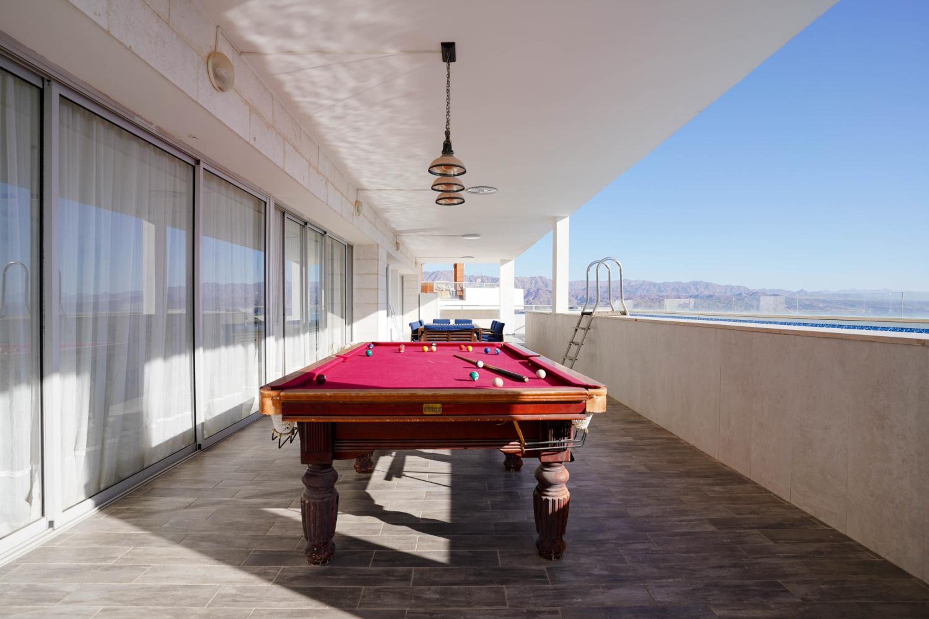 YalaRent Mountainside Penthouses with Private Pool