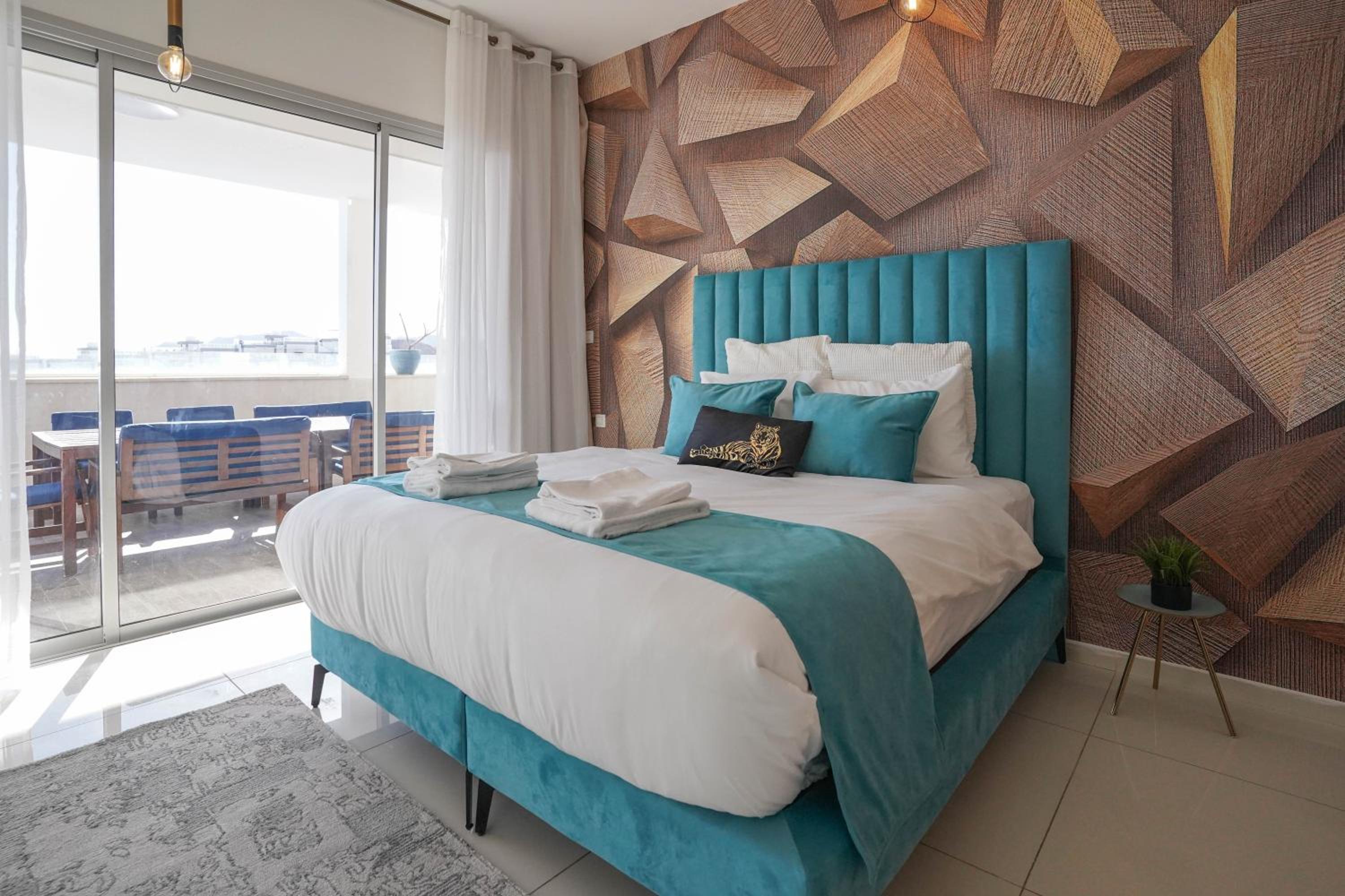 YalaRent Mountainside Penthouses with Private Pool