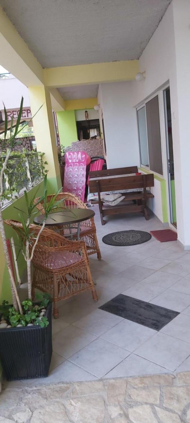 apartments Maca