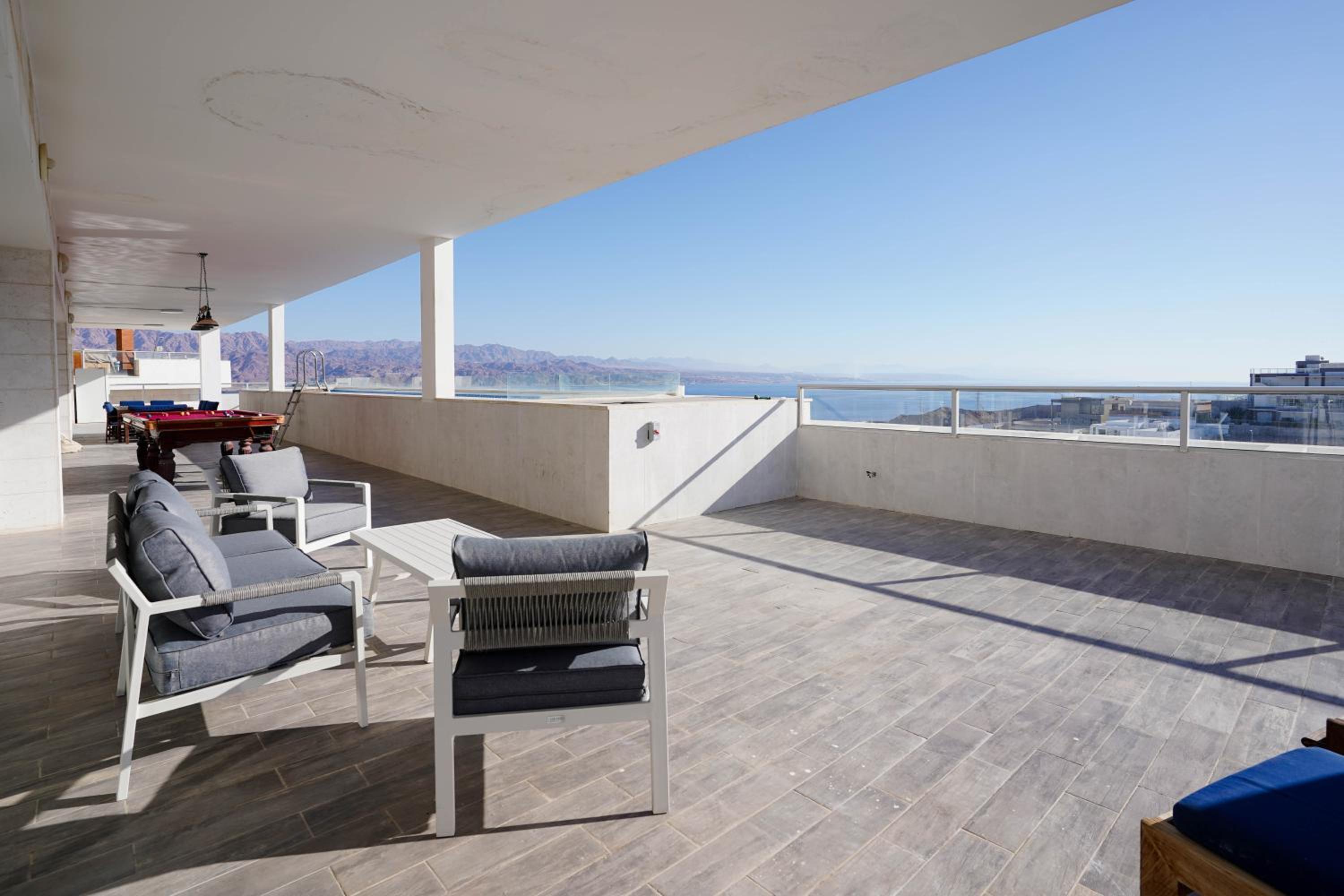 YalaRent Mountainside Penthouses with Private Pool