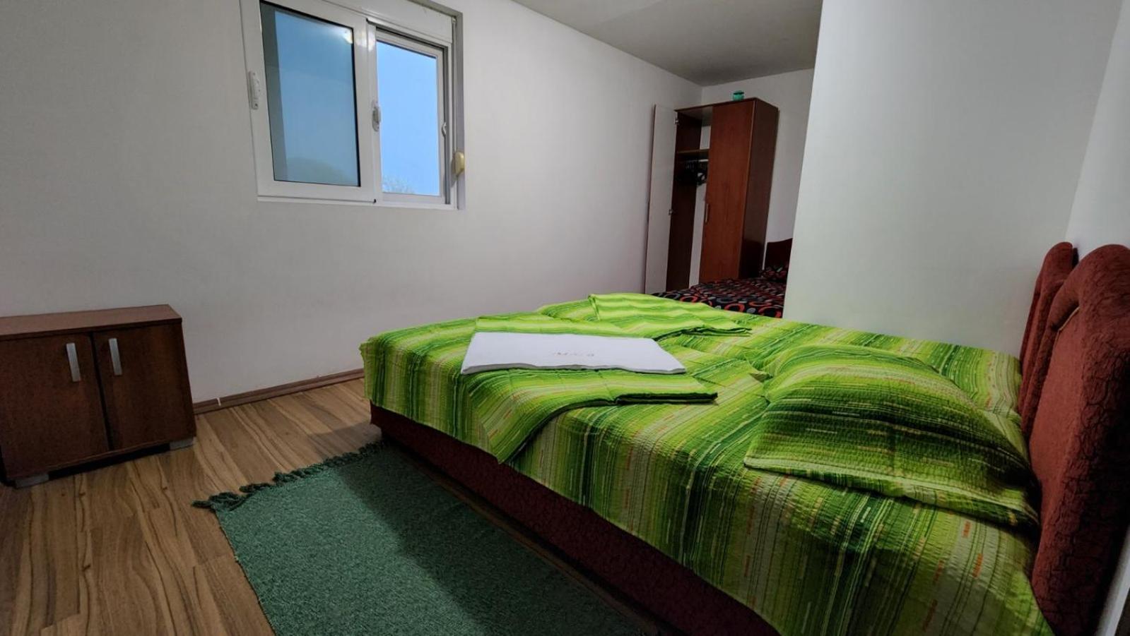 apartments Maca