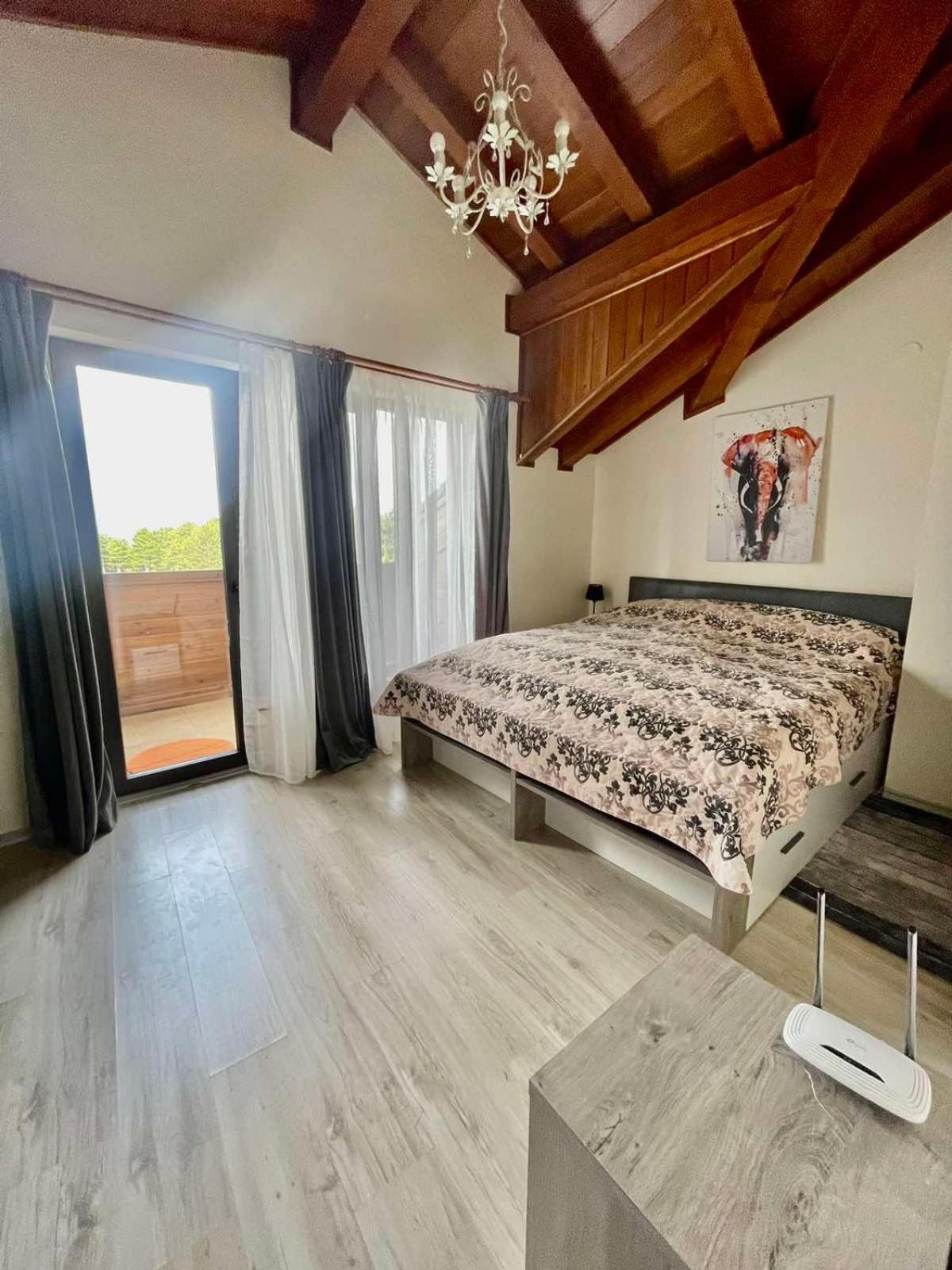 Pirin Golf Lake House