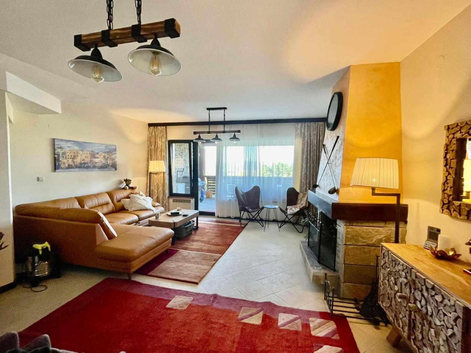 Pirin Golf Lake House