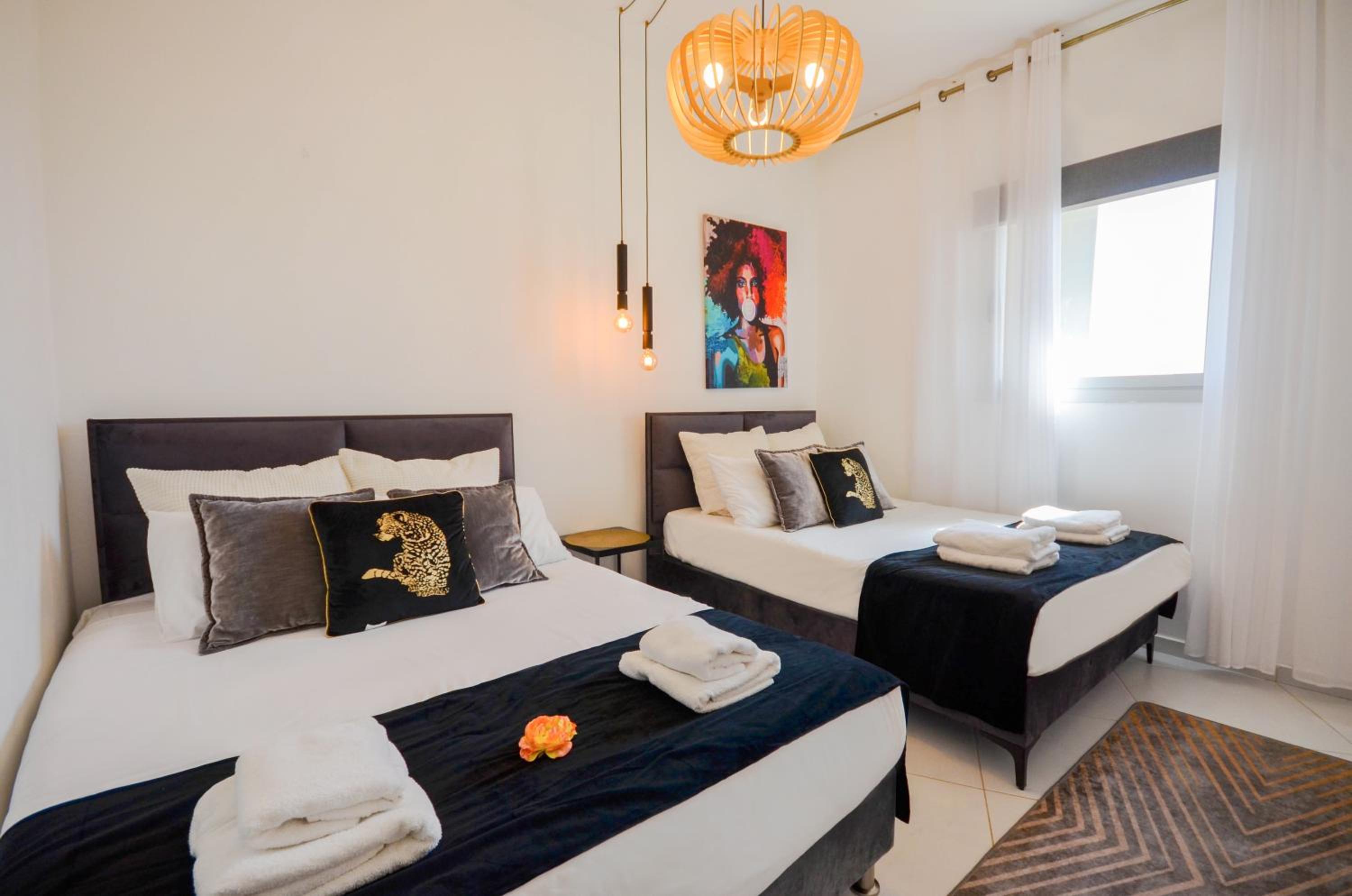 YalaRent Mountainside Penthouses with Private Pool