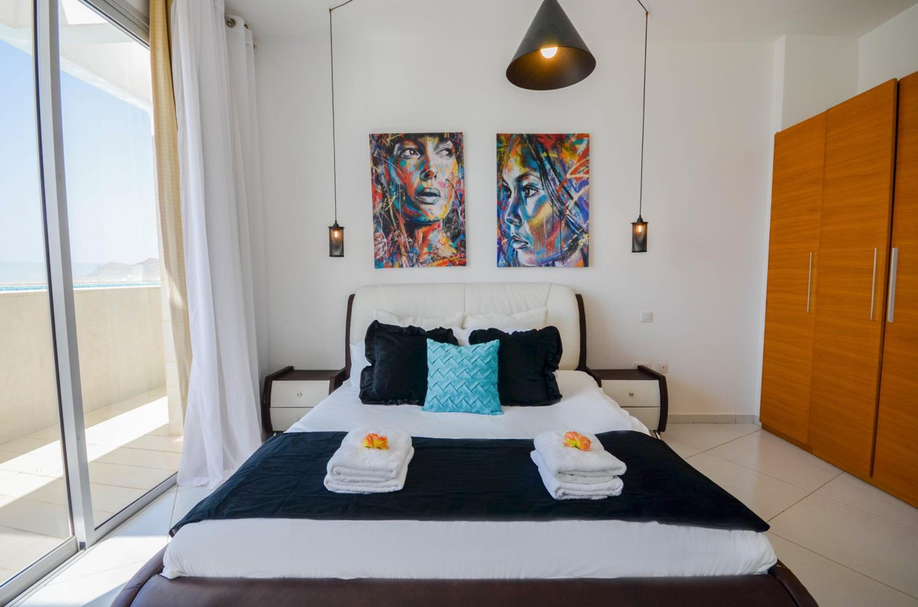 YalaRent Mountainside Penthouses with Private Pool