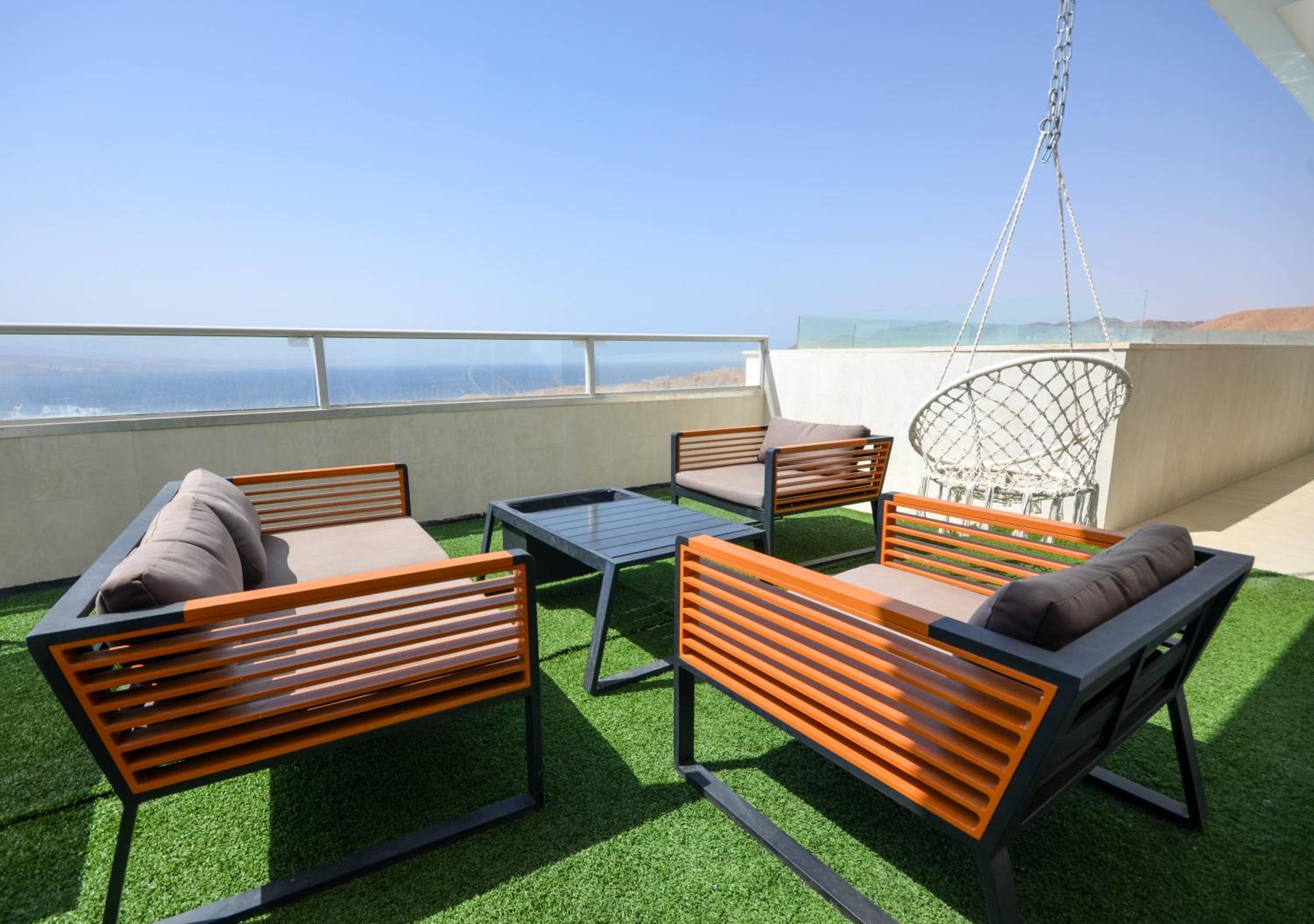 YalaRent Mountainside Penthouses with Private Pool