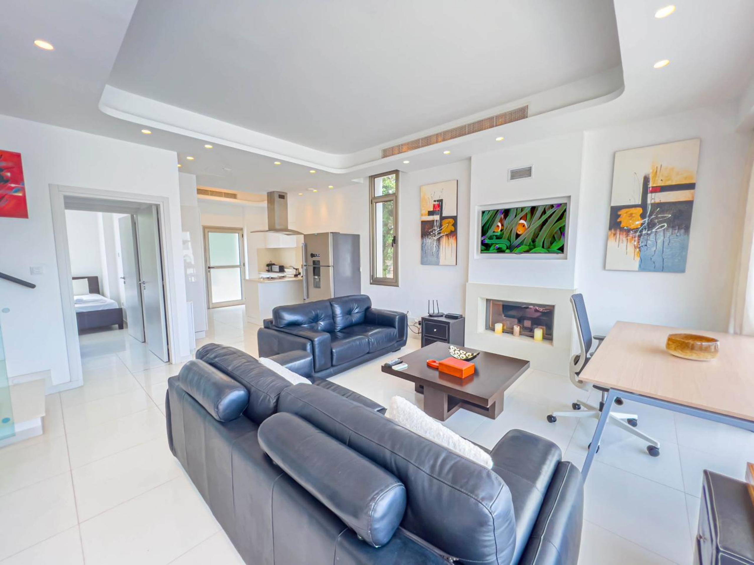 Lombardi Oasis Villa