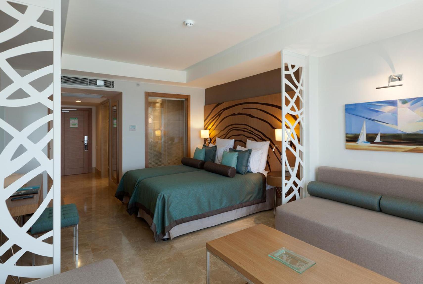 Paloma Oceana - Image 17