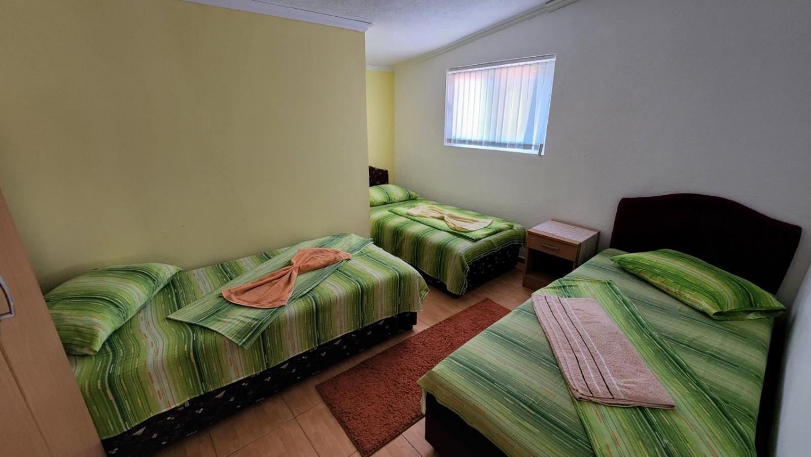 apartments Maca