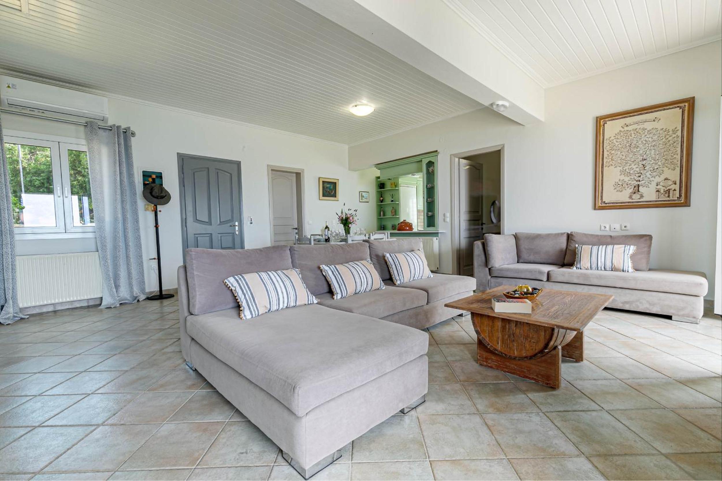 Gialos Holiday House
