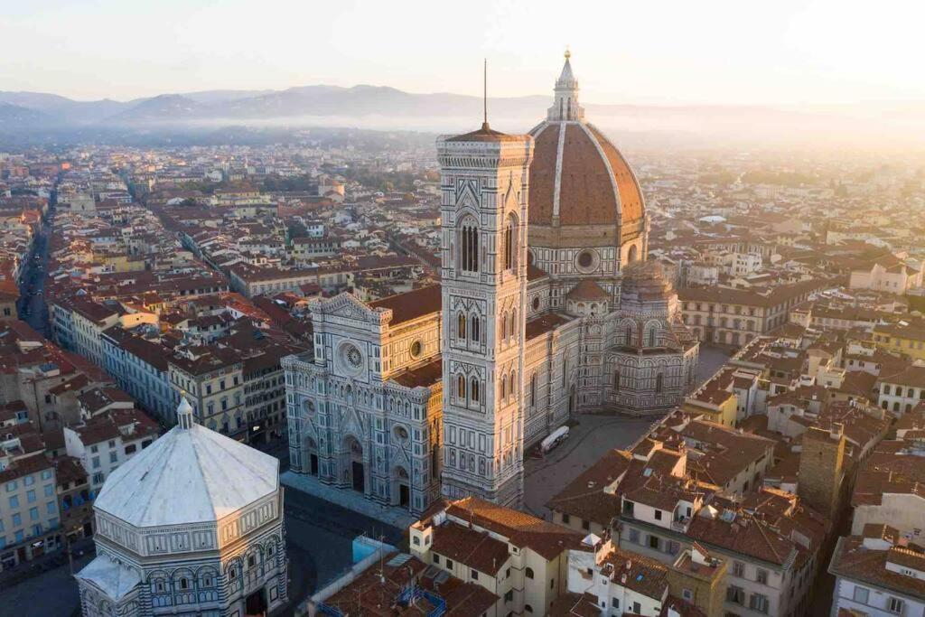 Artists House in centre Florence Porta al Prato
