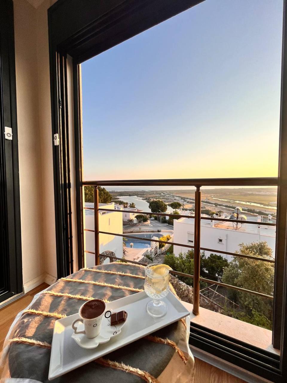 SUNSET AİRPORT VİLLA