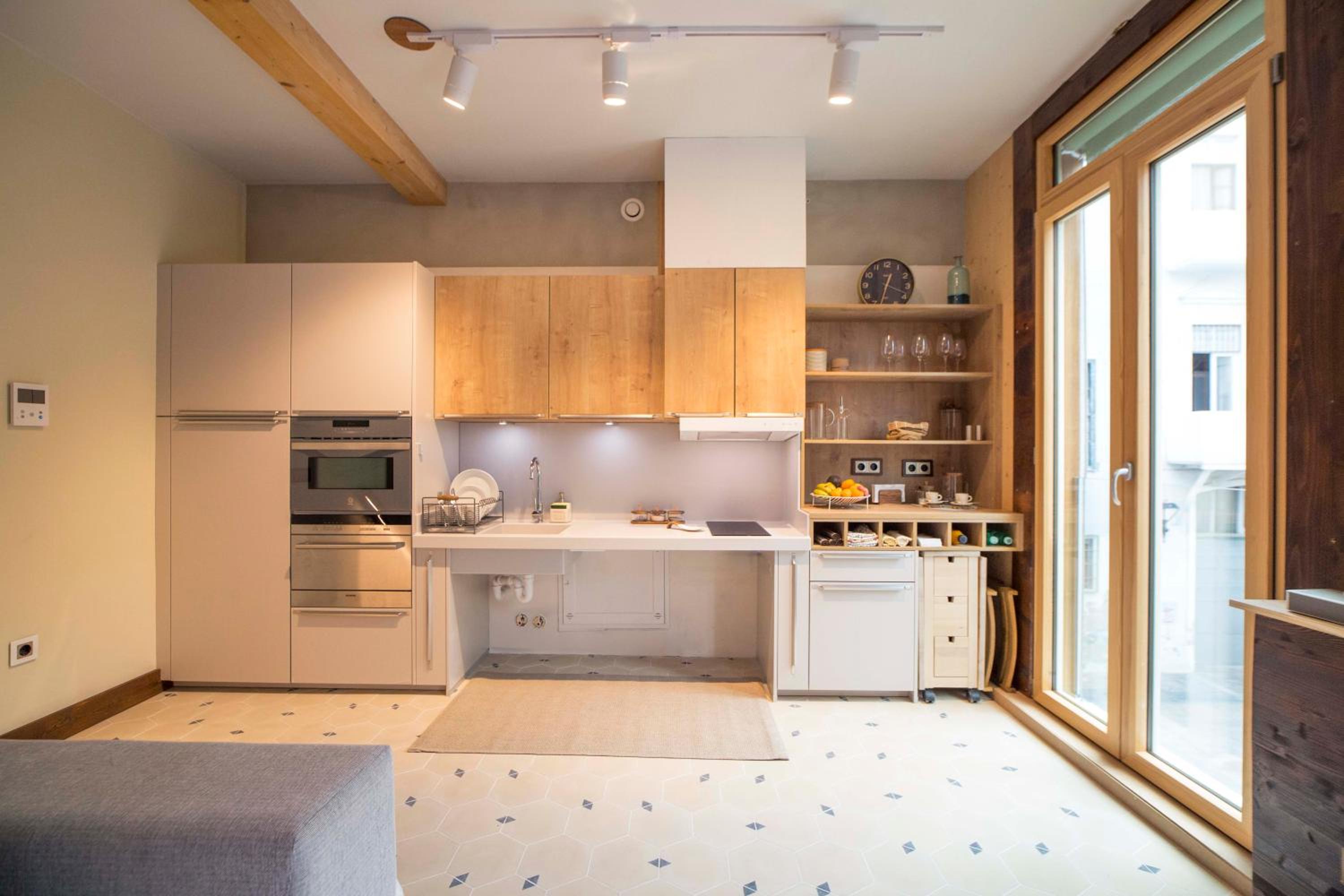 The Wooden House VV