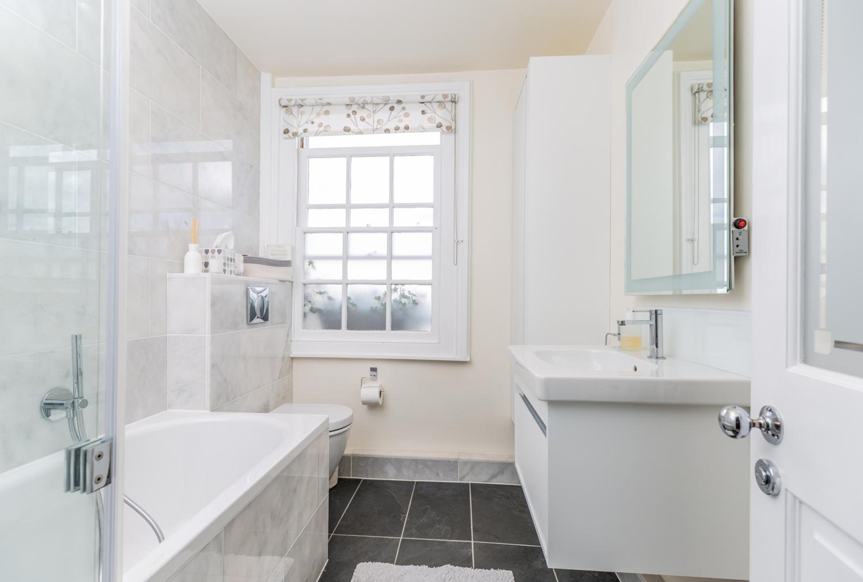 Luxury Apartments - Tivoli House