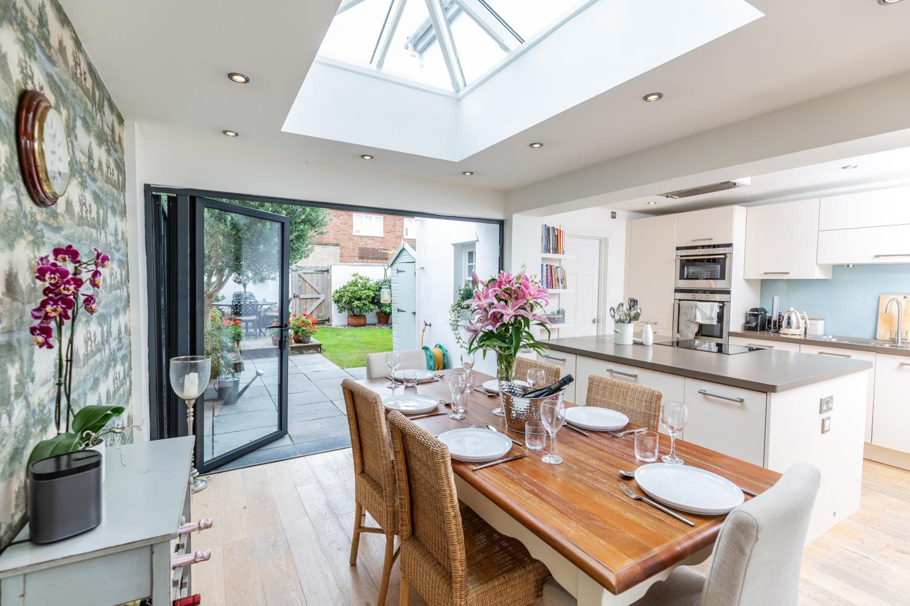 Luxury Apartments - Tivoli House