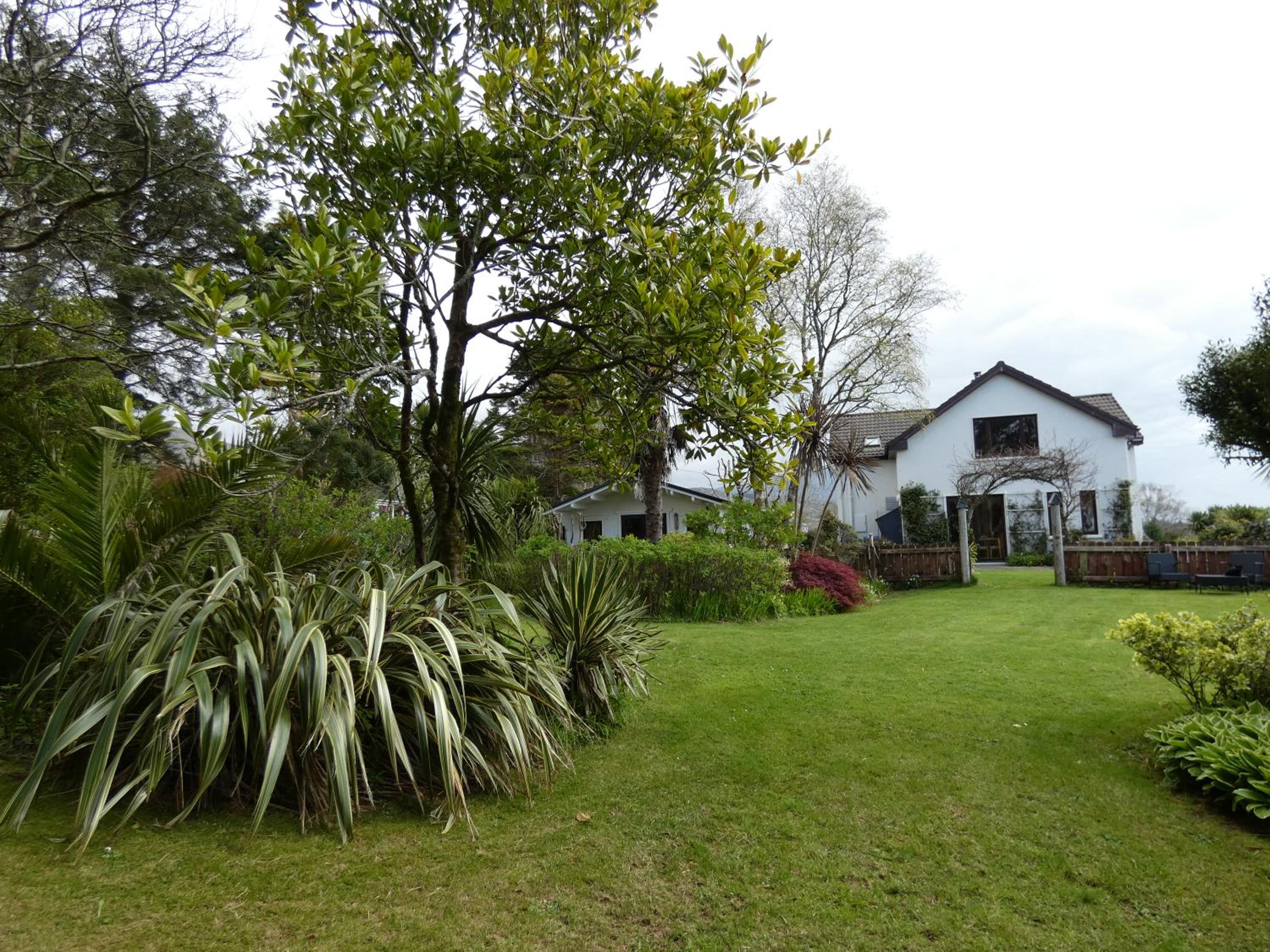 Rodeen Country House view 5