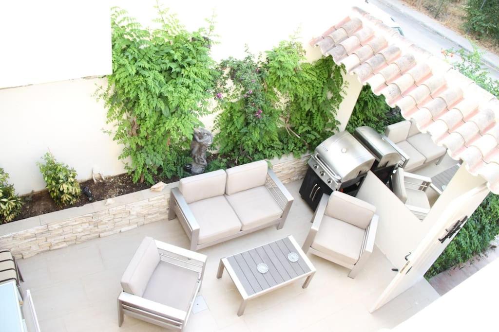 Marbella Vacations - Boutique Townhouse with Hot Tub near Puerto Banus - Property Image 10