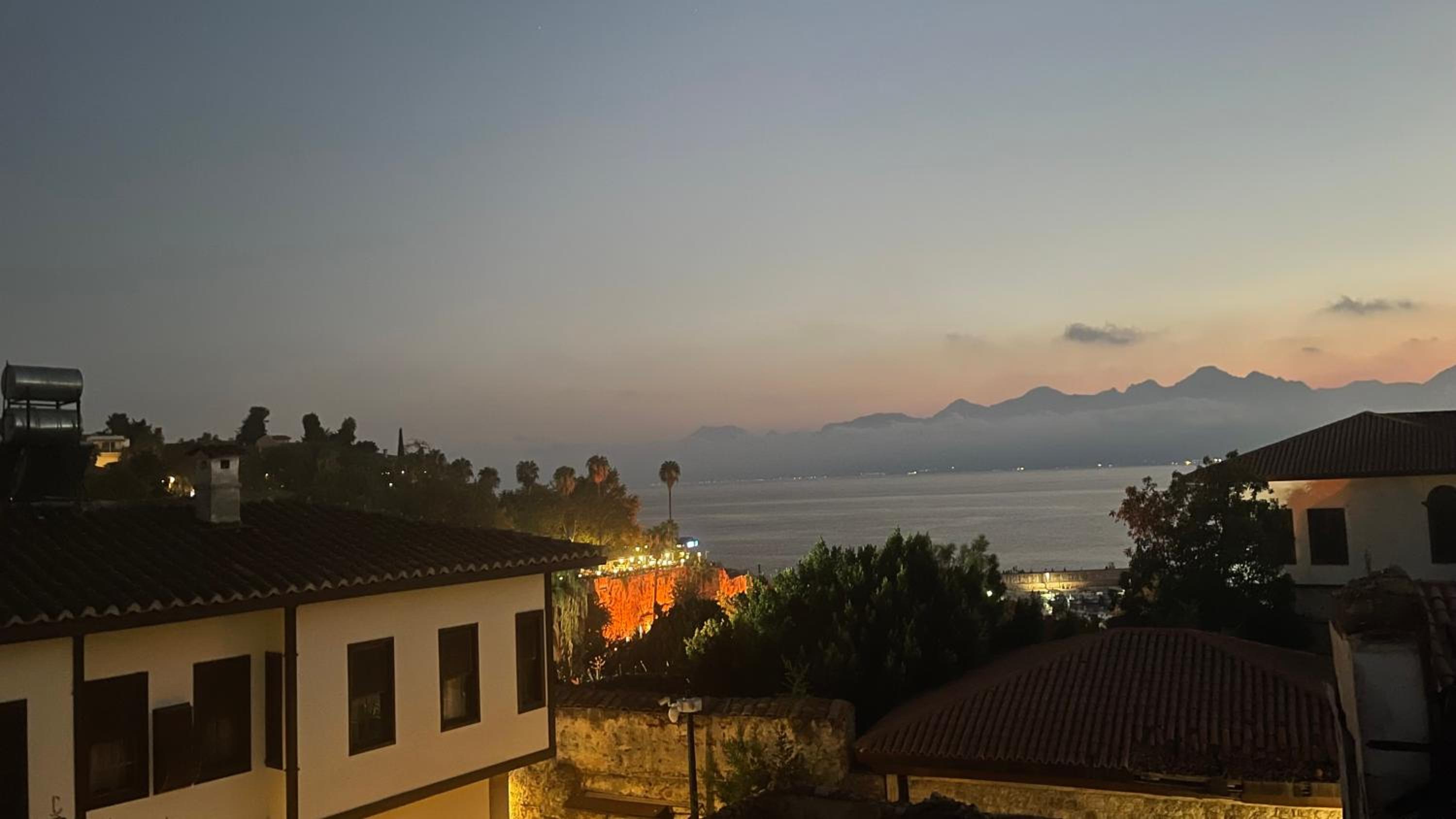 Sultan Pension - Image 23