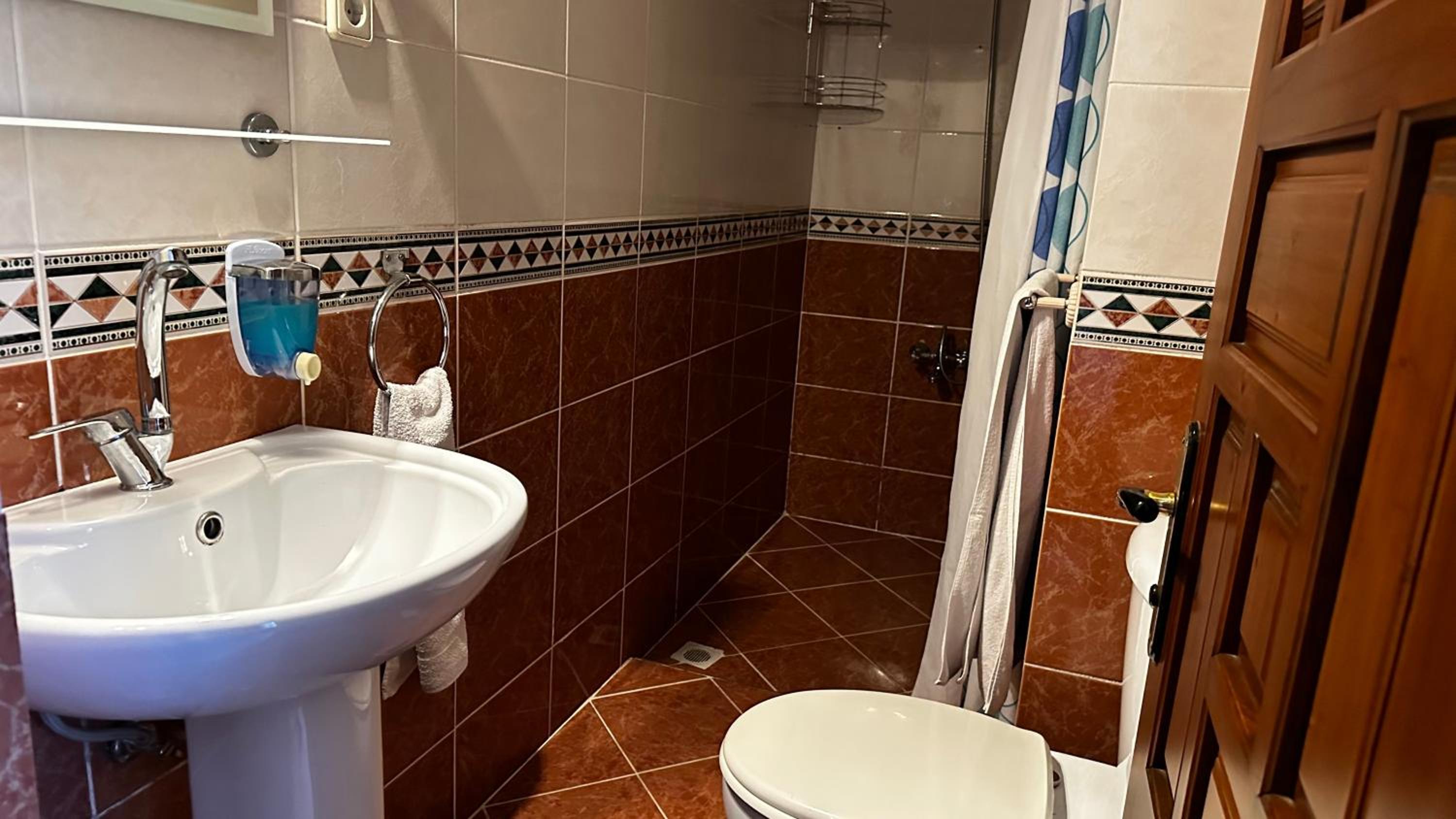 Sultan Pension - Image 5