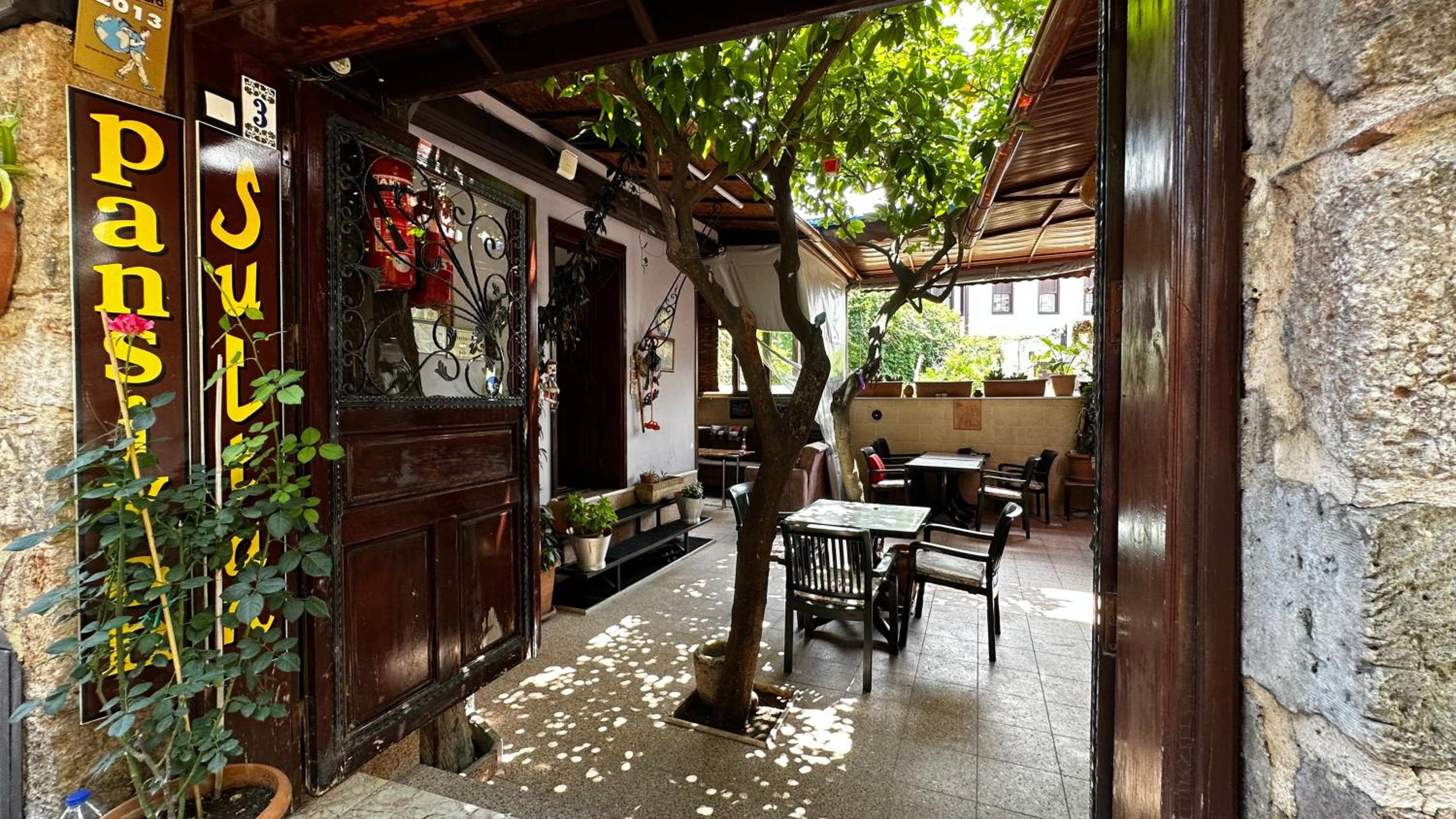 Sultan Pension - Image 8