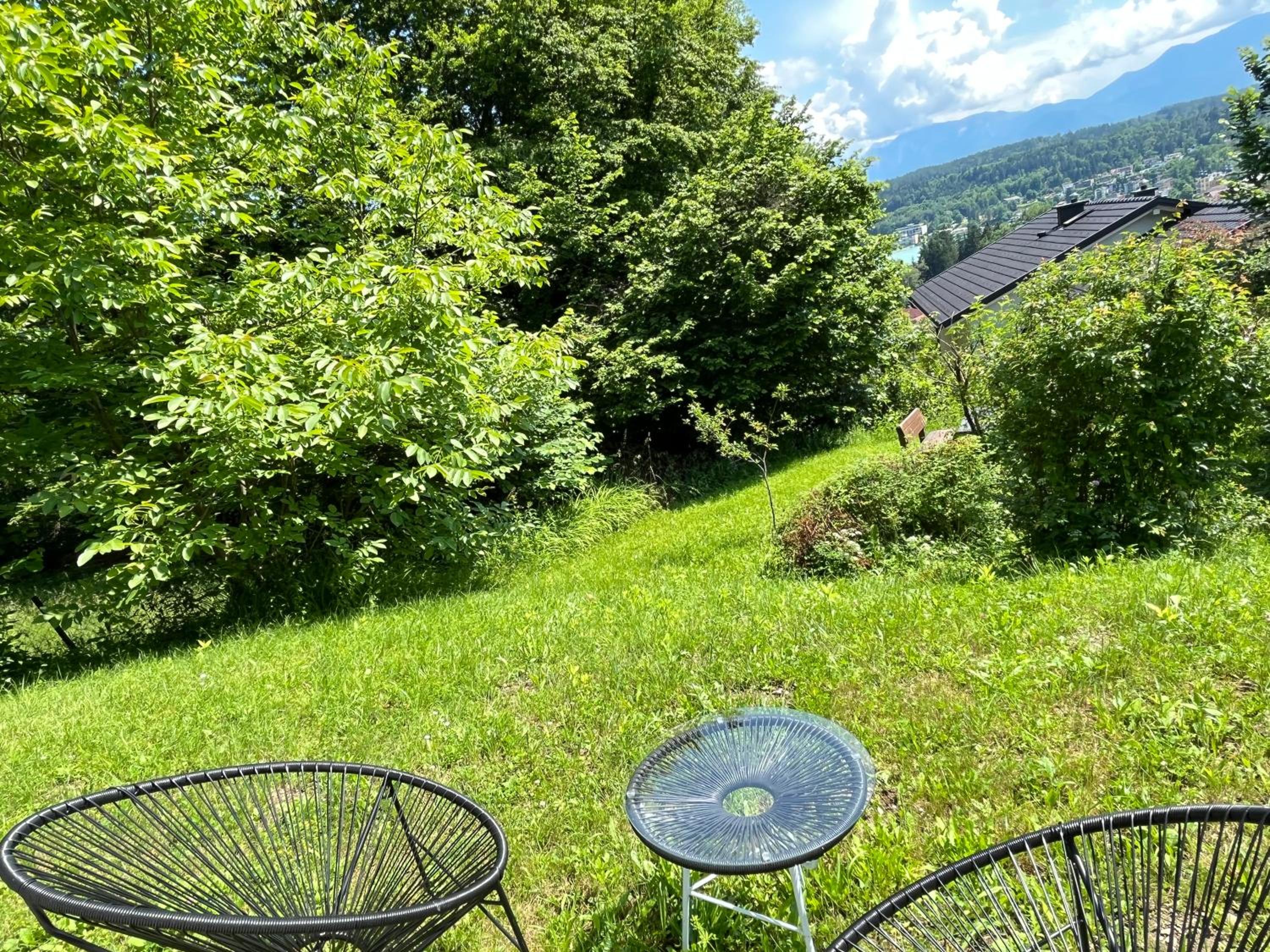 Ferienwohnung mit traumhaftem Seeblick