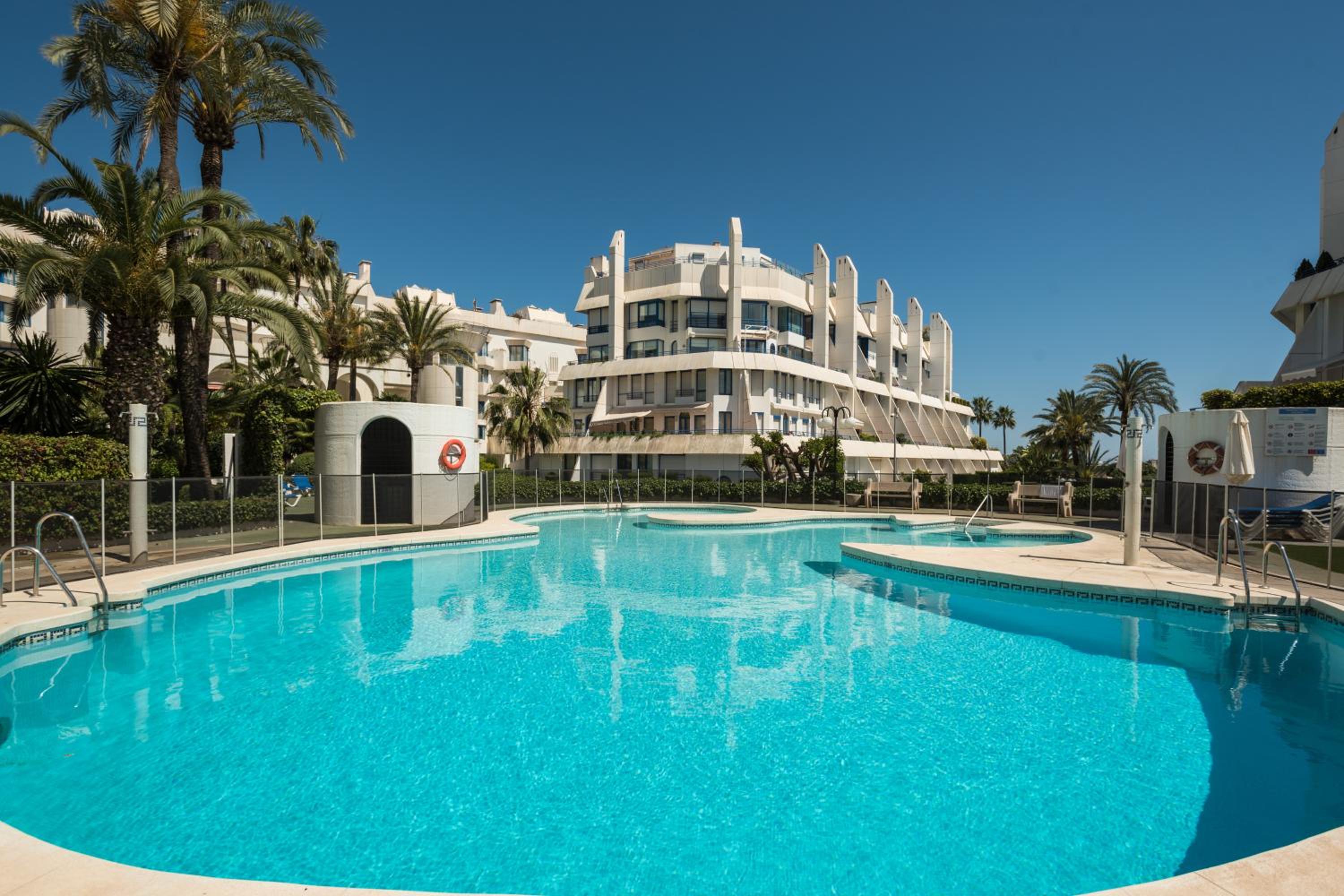 Hotel Marbella House 46 Duplex - Image 1