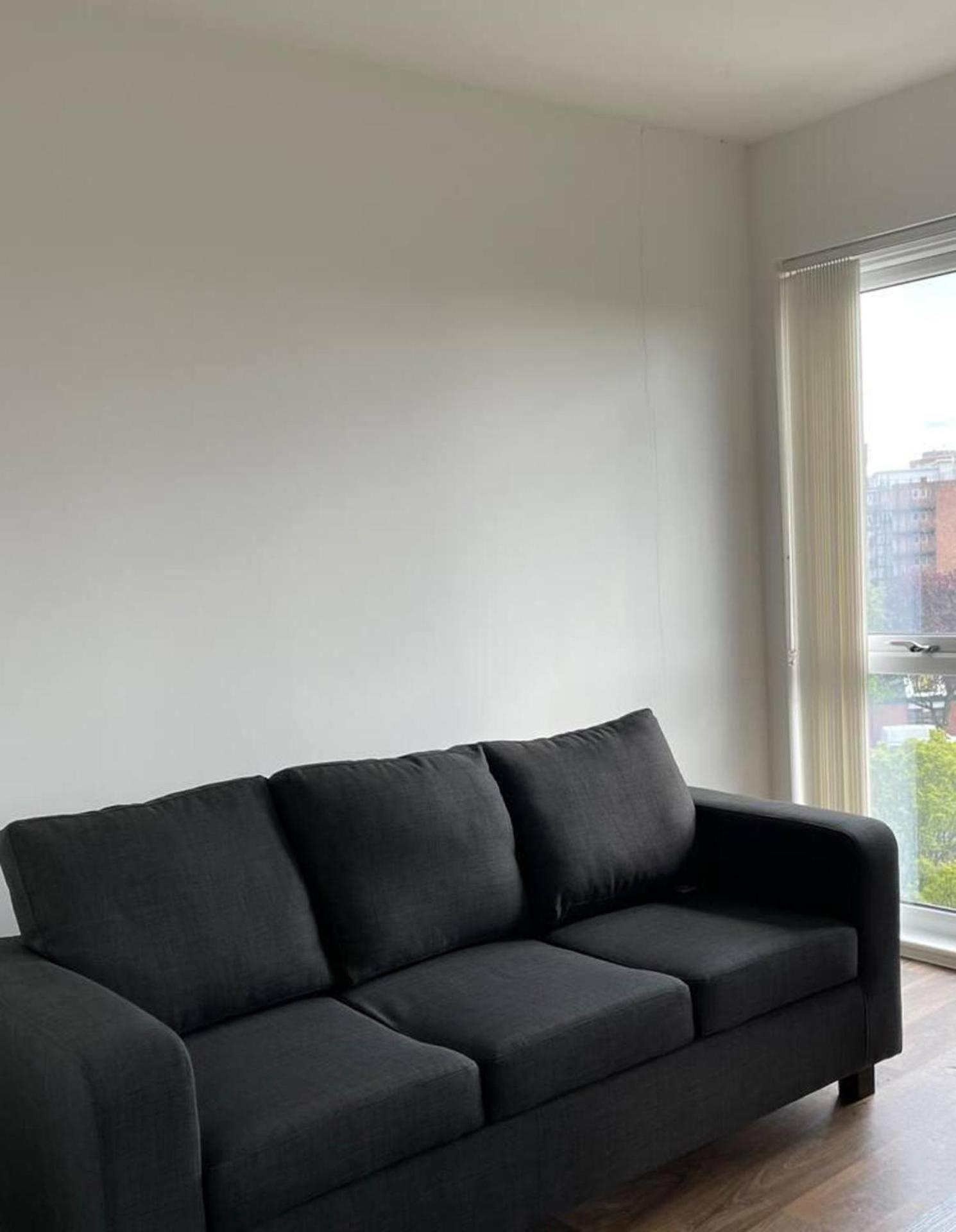 Modern 1-Bed Apt Sleeps 2 in Birmingham view 4