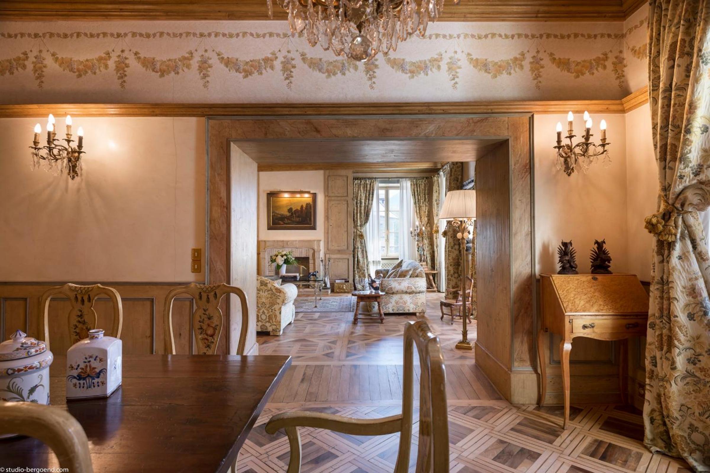 Annecy Historical Center - 165 square meter - 3 bedrooms & 3 bathrooms