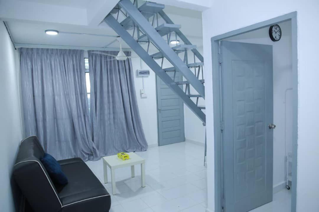 Nusyas Homestay Budget Kota Bharu 3 Room 2 Bathroom photo 7