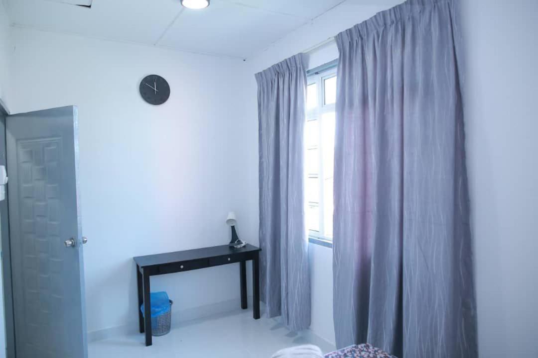 Nusyas Homestay Budget Kota Bharu 3 Room 2 Bathroom photo 4