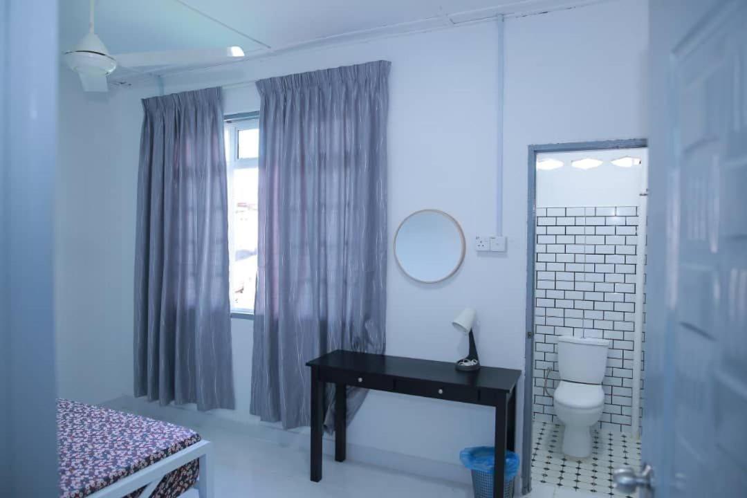 Nusyas Homestay Budget Kota Bharu 3 Room 2 Bathroom photo 6