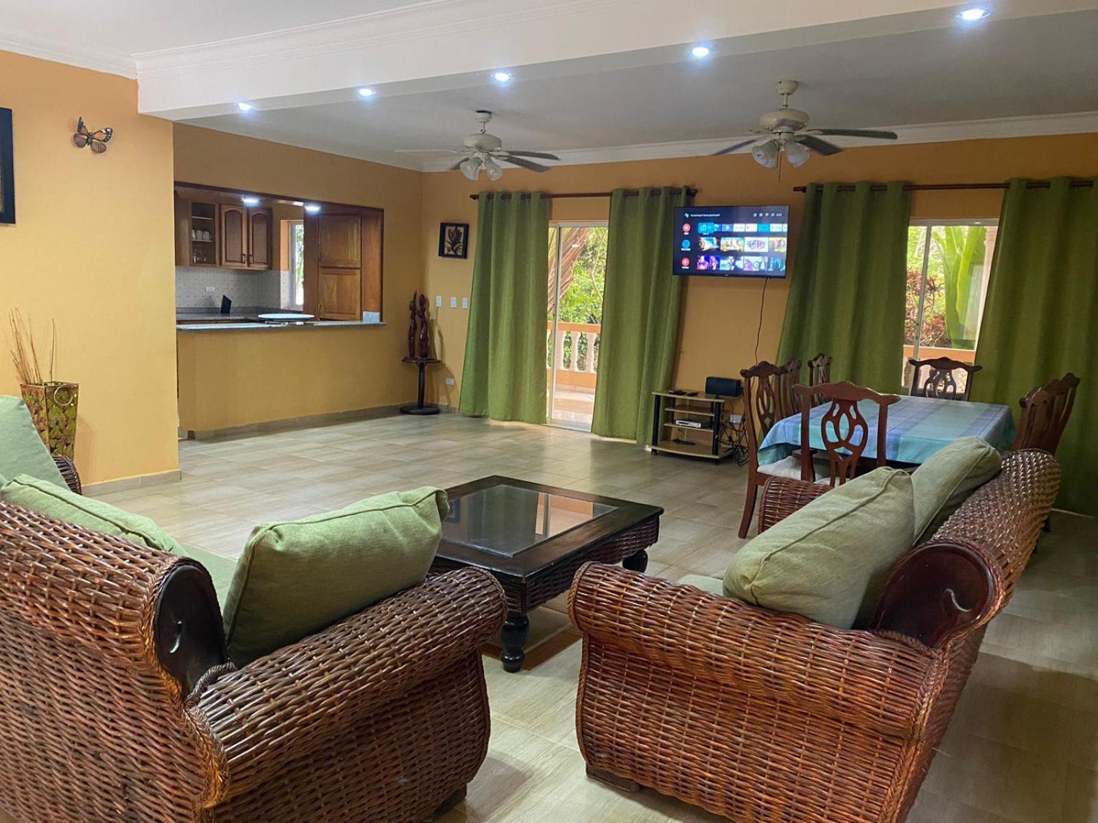 4 bedroom villa, security, private pool, ocean view