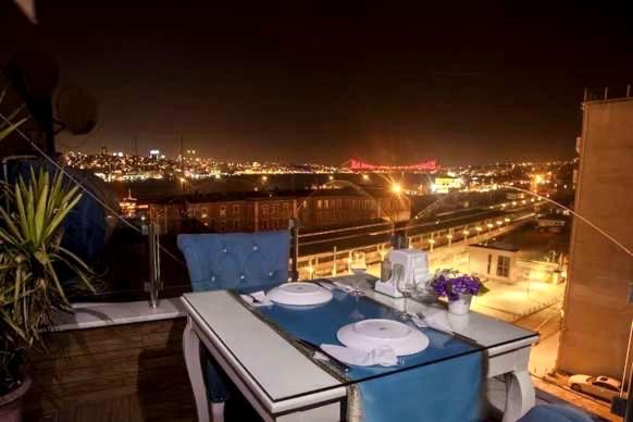 Crowned Plus Otel - Image 46