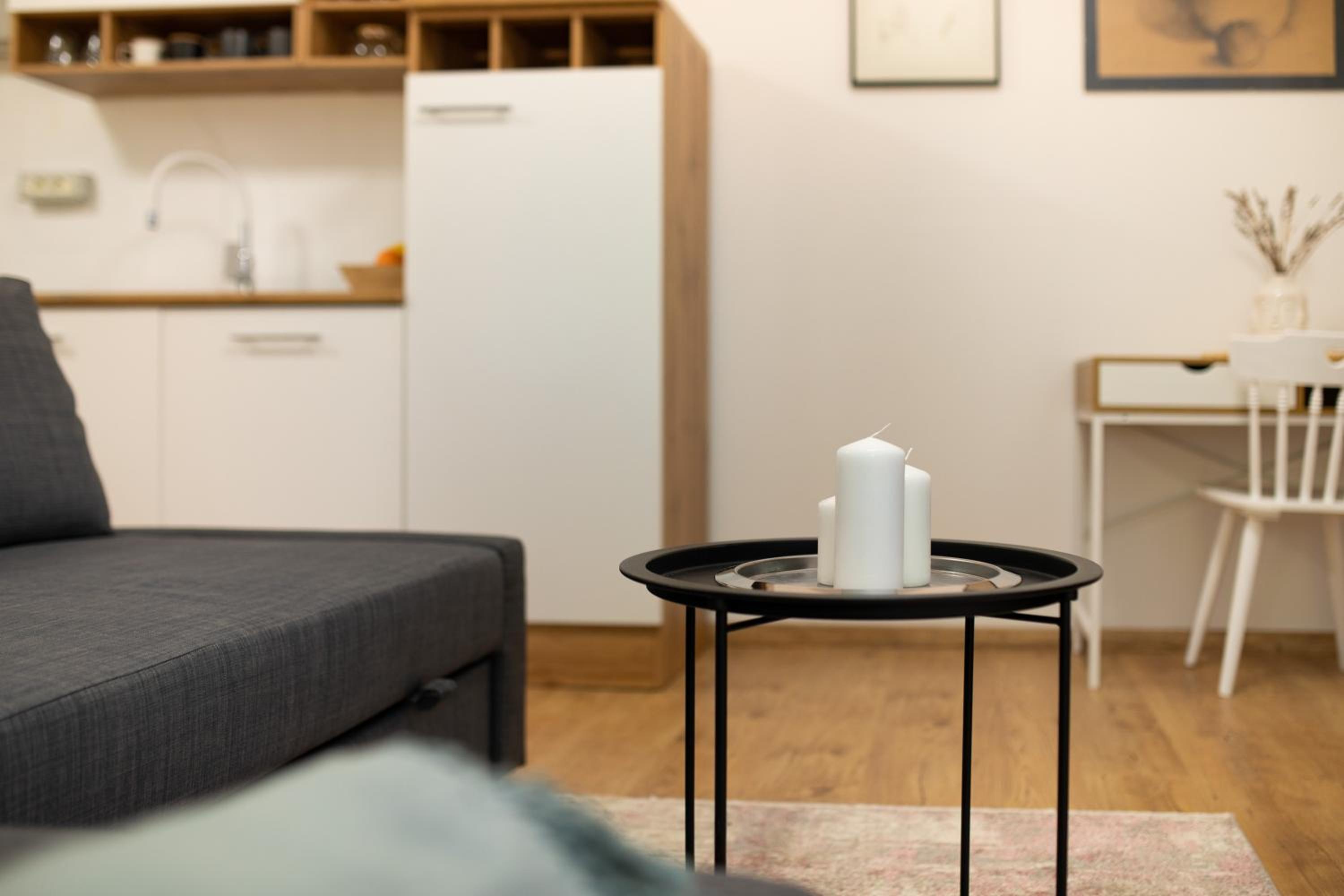 Double Oak Apartment