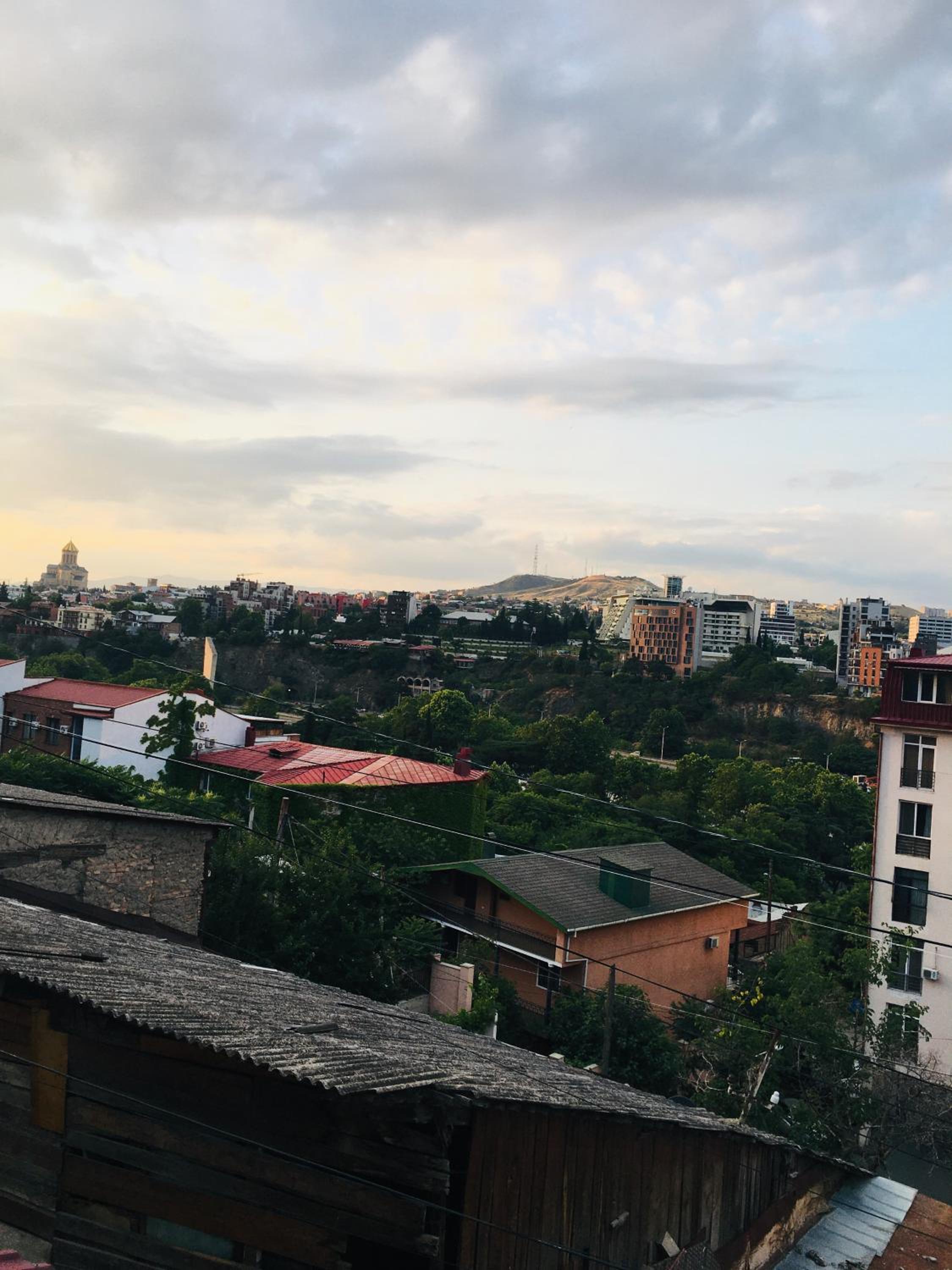 Esmira home view 3