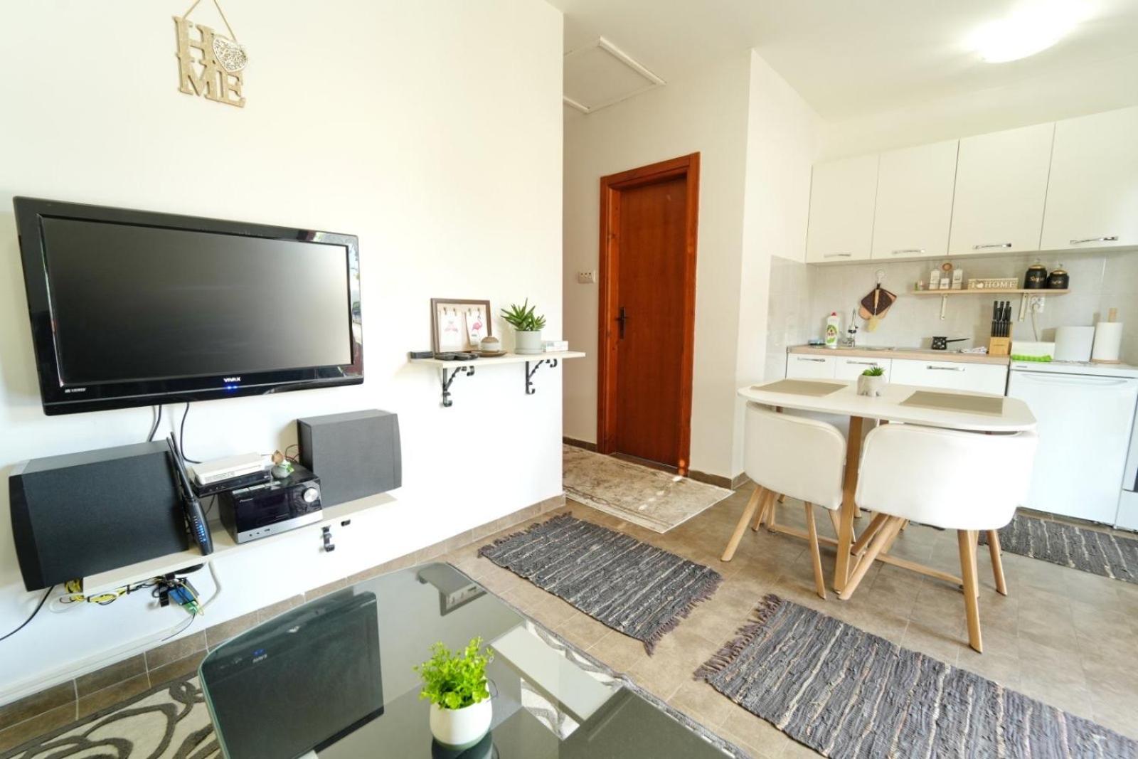 Forest Apartment