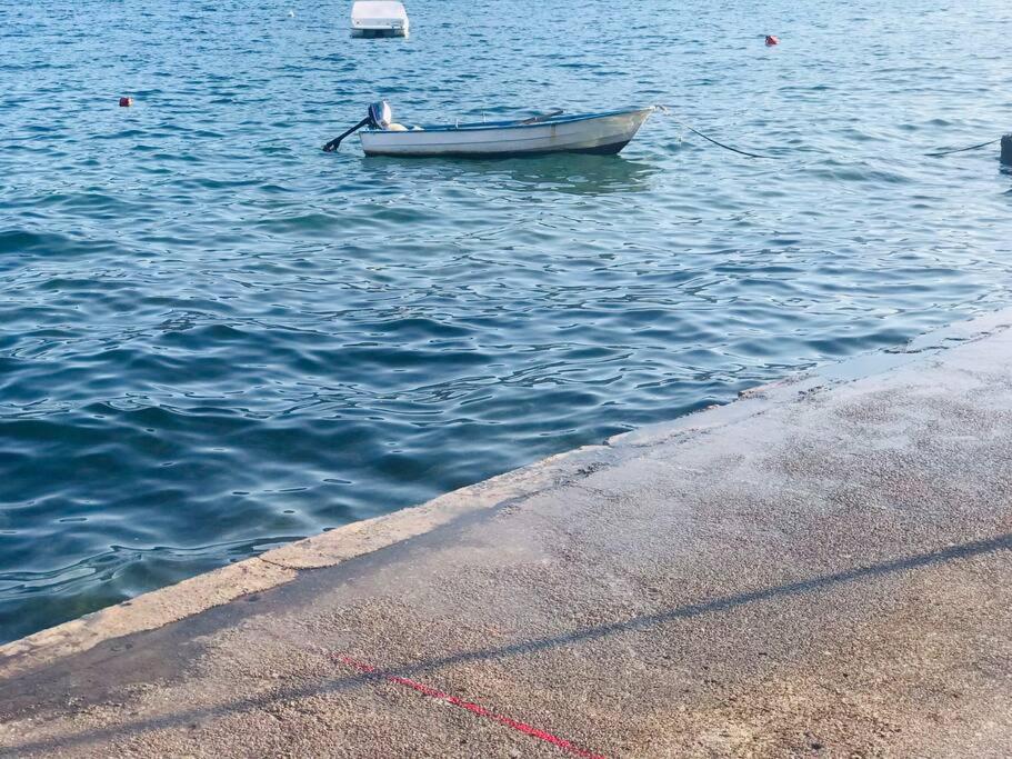 Studio avec accès direct à mer à Bijela - Appart numéro 1