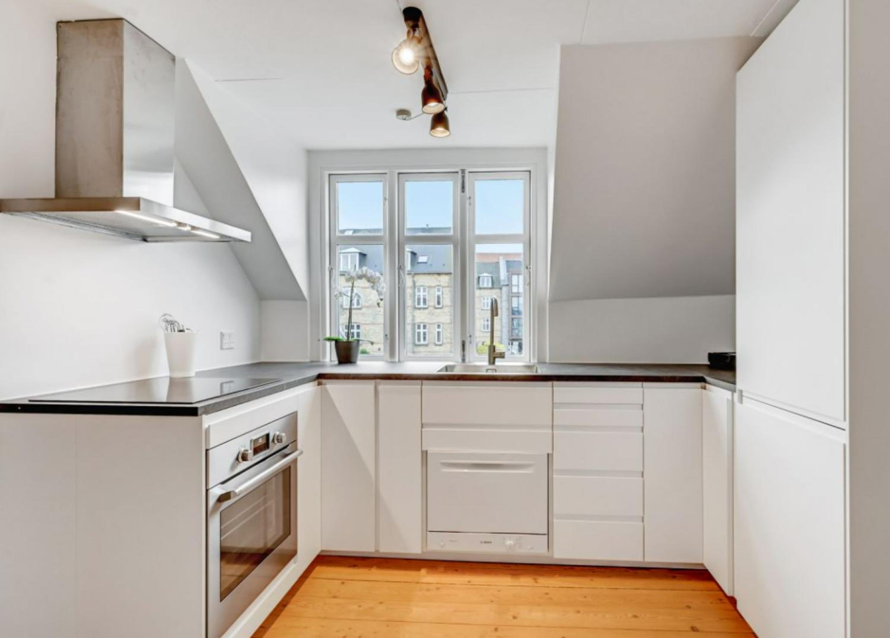 One Bedroom Apartment In Aarhus, Ole Rmers Gade 104 view 3