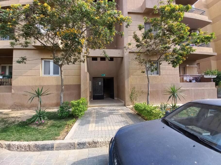 Relaxing Apartment with garden view in New Cairo By landmark Stays