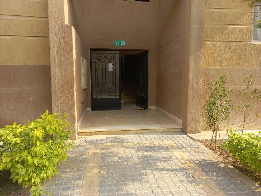 Relaxing Apartment with garden view in New Cairo By landmark Stays