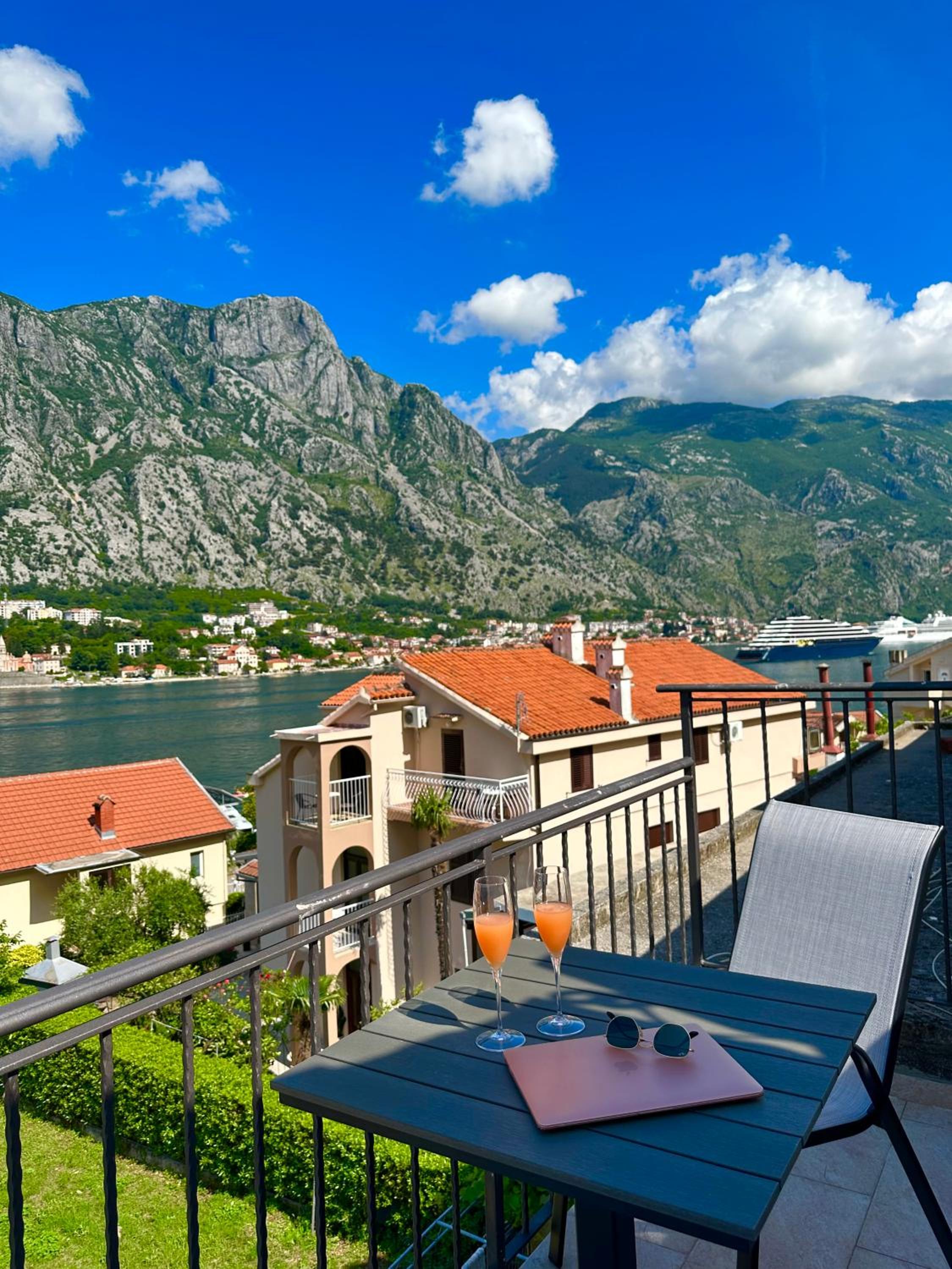 Lobov view