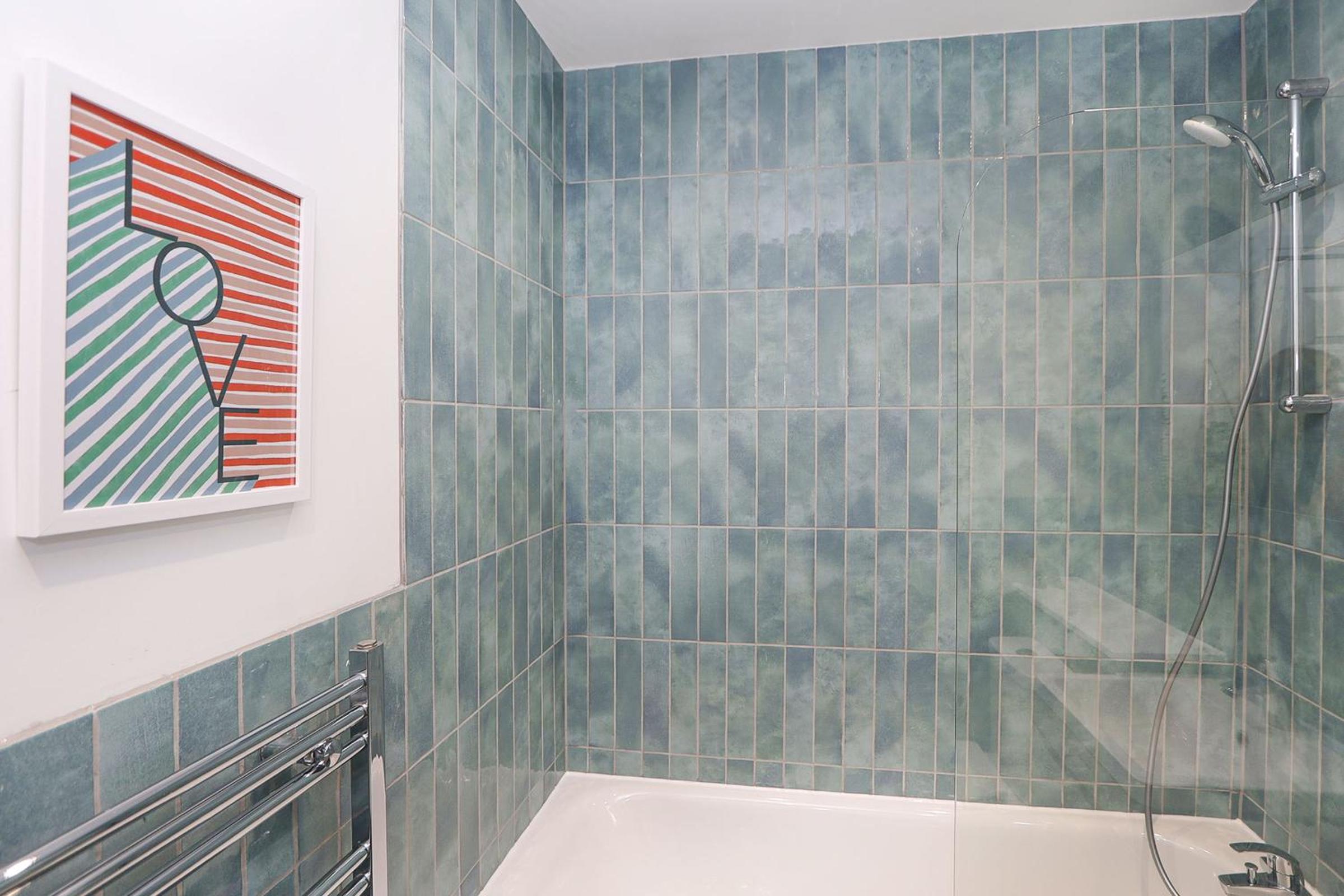 The London Secret, 1 bed flat with patio - Zone 2