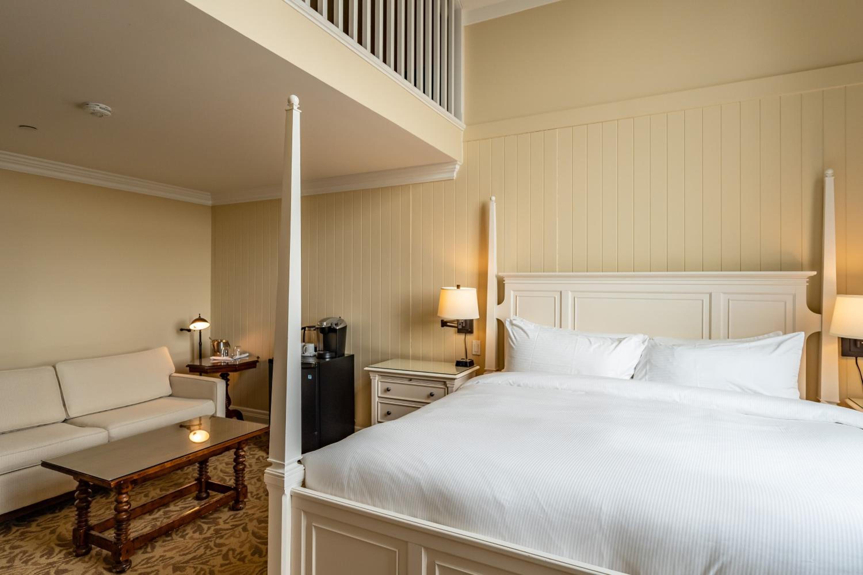 The Inn at Cobble Beach