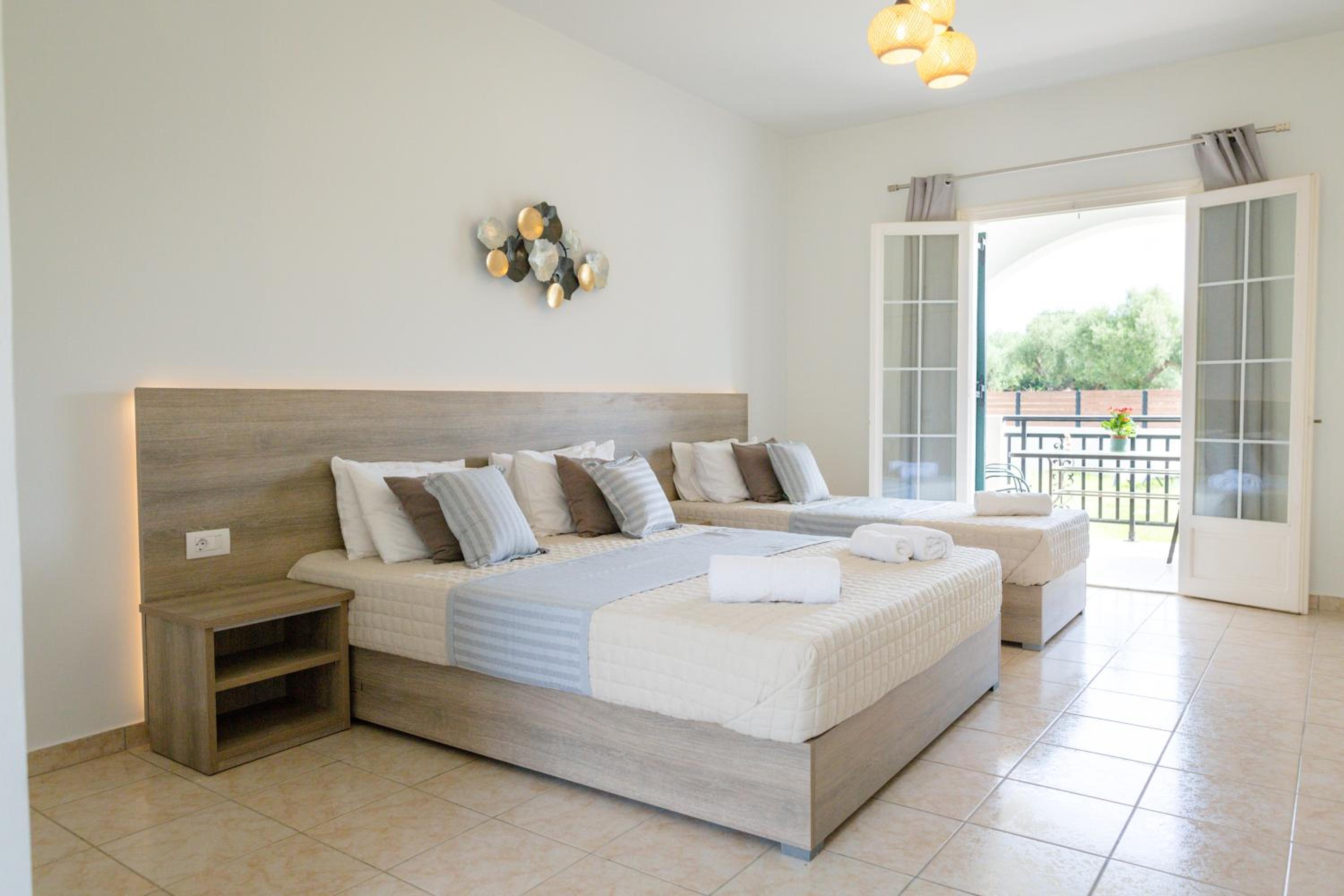 Tropical Apartments photo 2