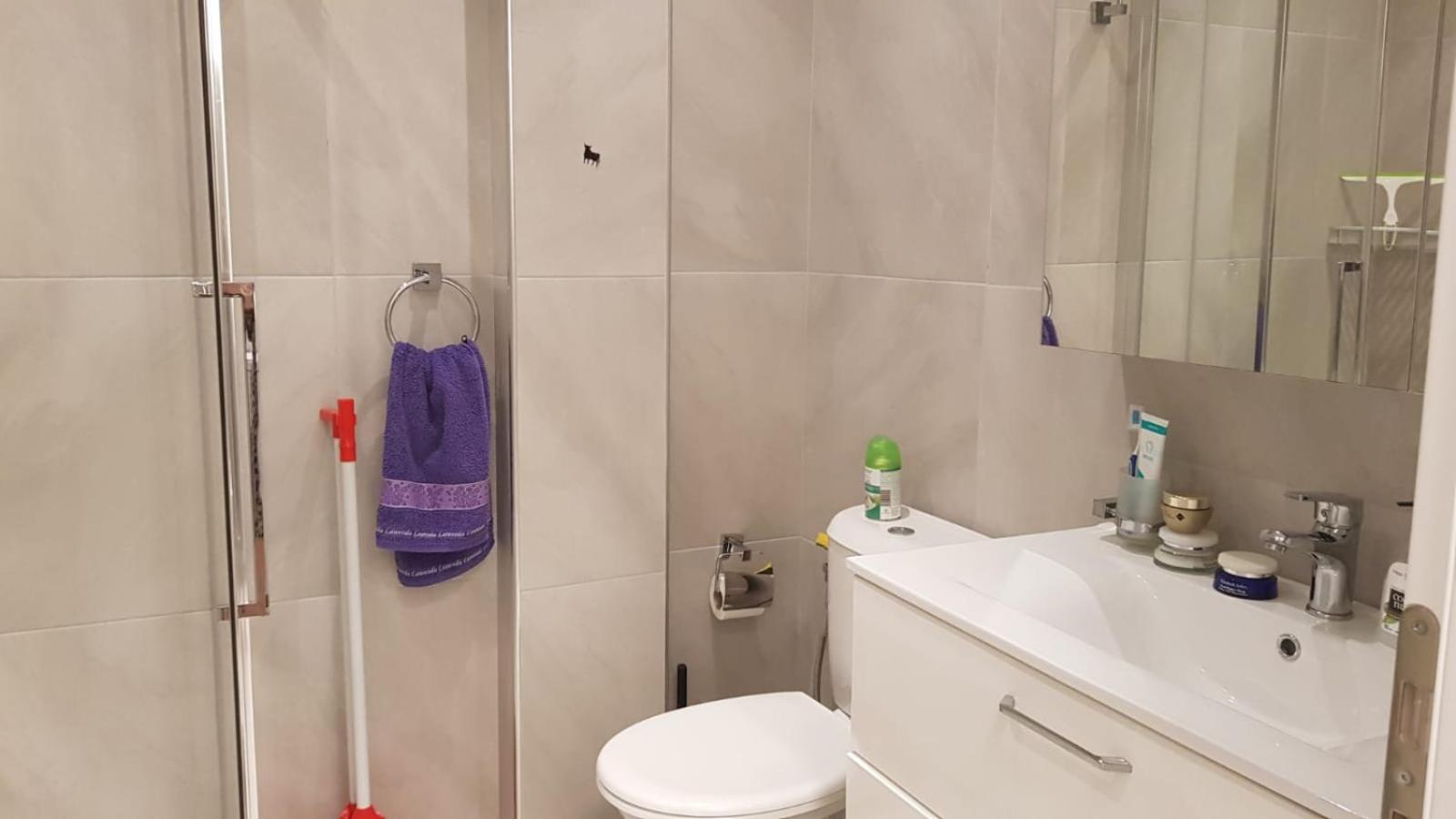 Saranda sea view apartment photo 5